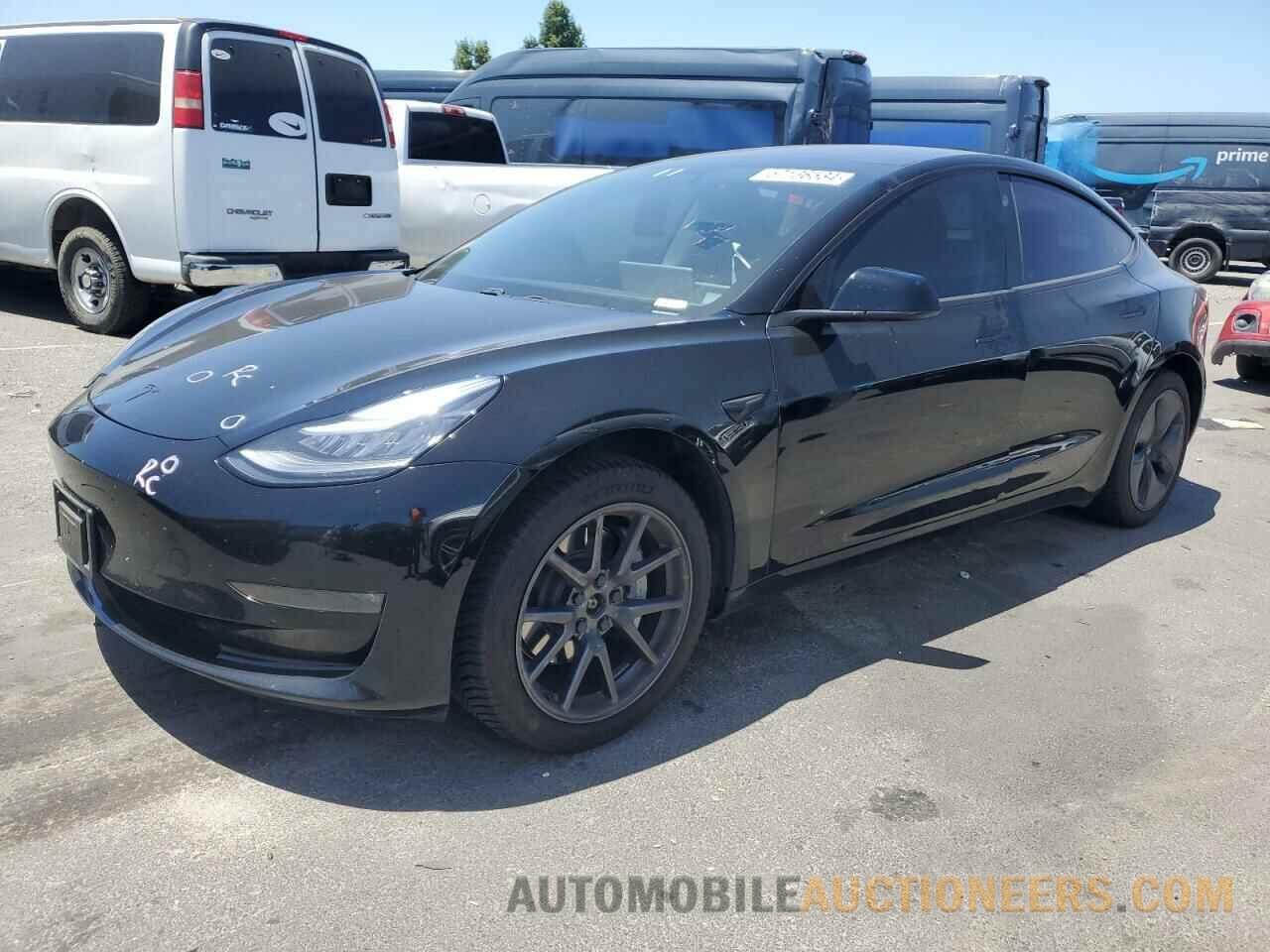 5YJ3E1EB1JF144464 TESLA MODEL 3 2018