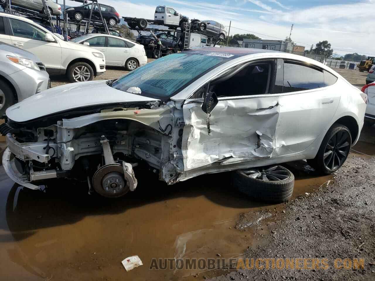 5YJ3E1EB1JF178937 TESLA MODEL 3 2018