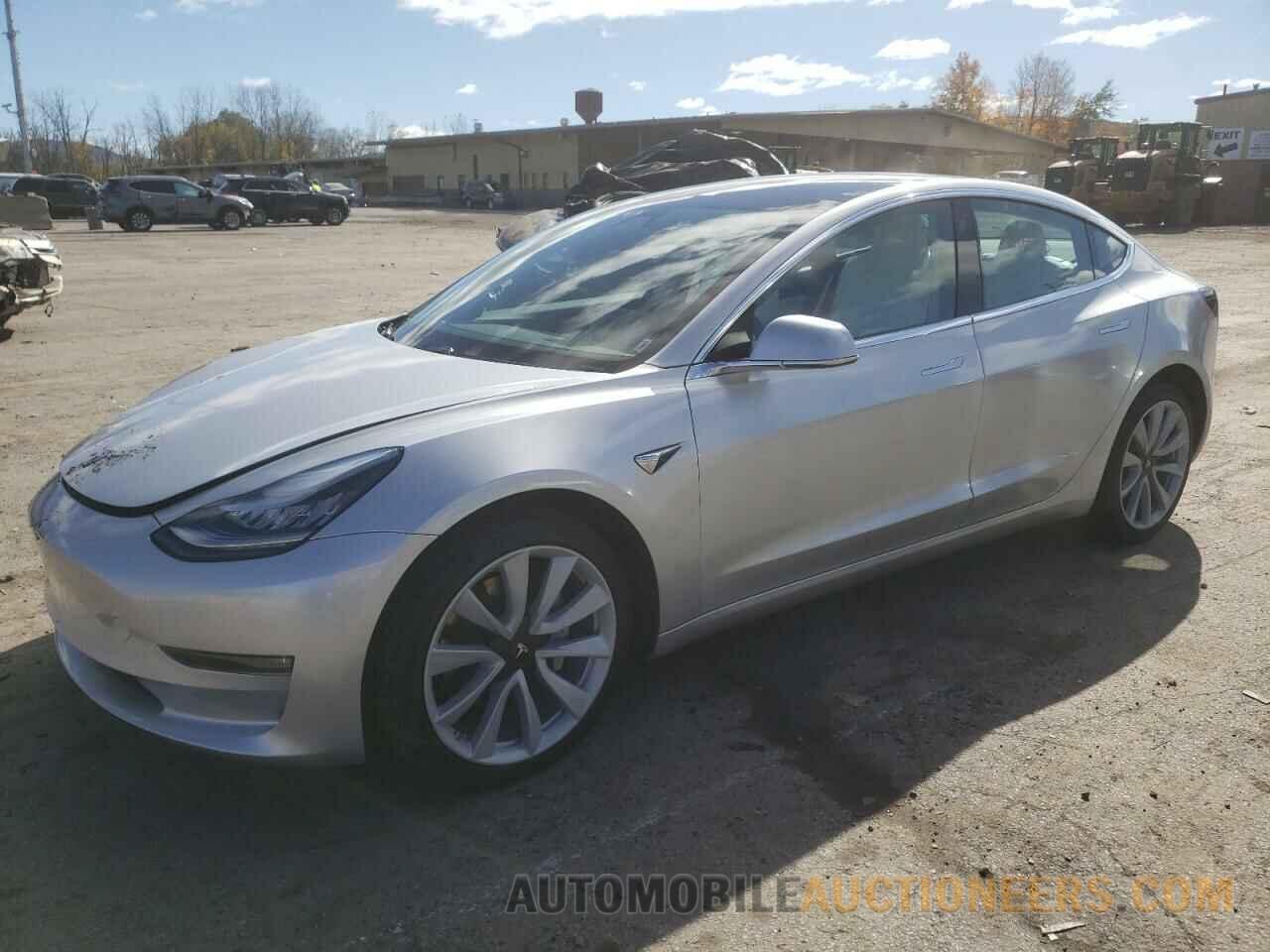 5YJ3E1EB1KF213915 TESLA MODEL 3 2019