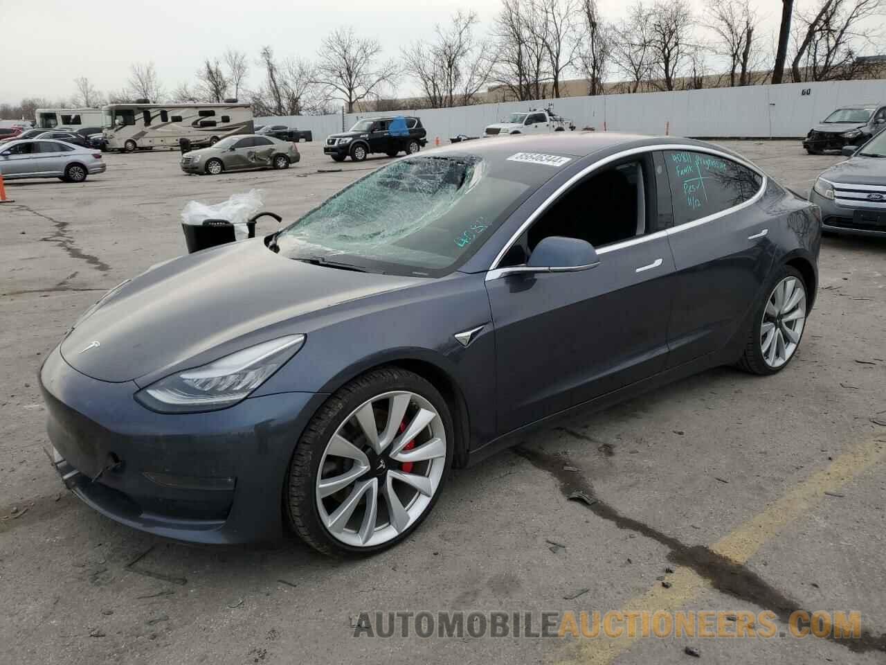 5YJ3E1EB1KF231198 TESLA MODEL 3 2019