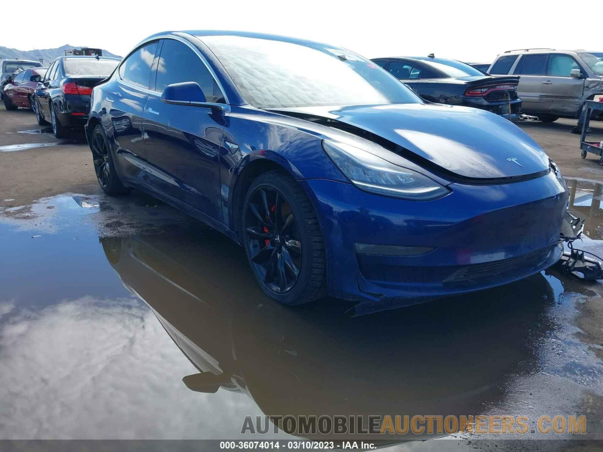 5YJ3E1EB1KF231718 TESLA MODEL 3 2019