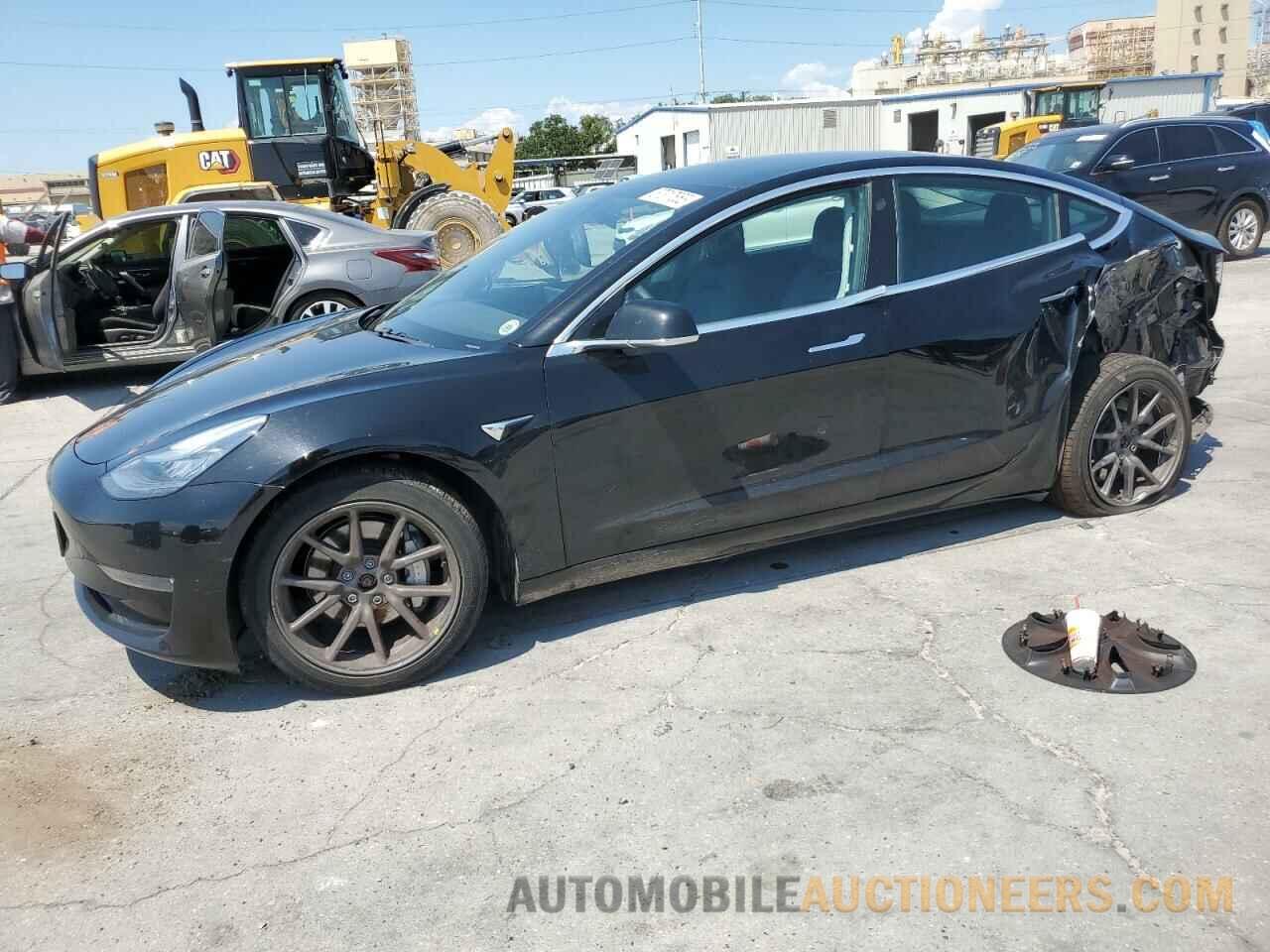 5YJ3E1EB1KF385457 TESLA MODEL 3 2019