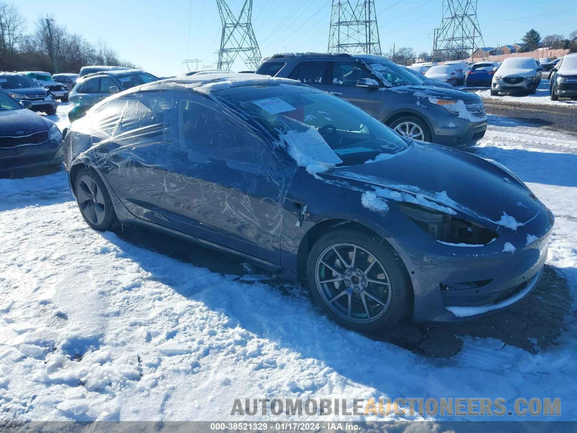 5YJ3E1EB1KF386026 TESLA MODEL 3 2019