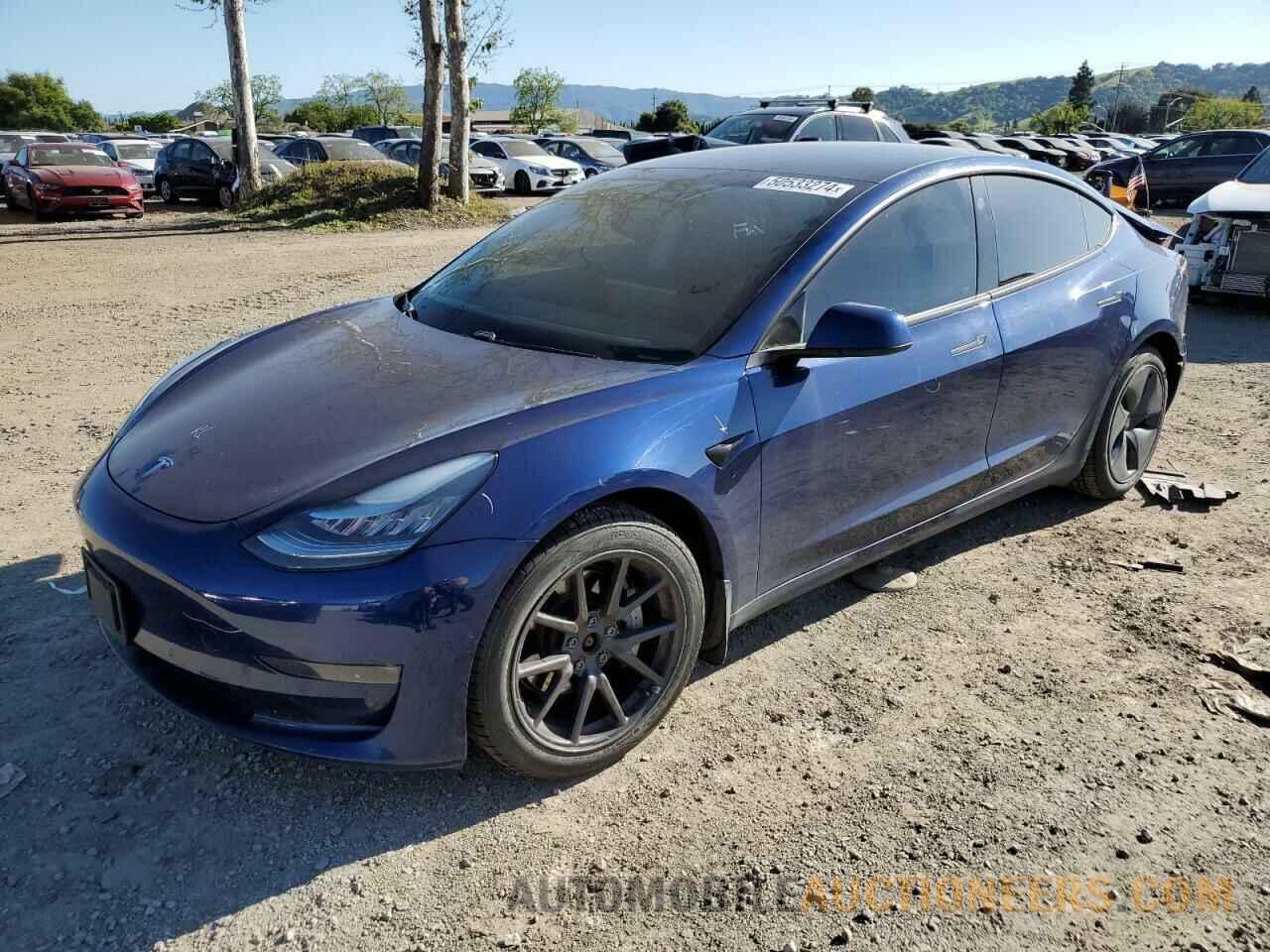 5YJ3E1EB1KF387869 TESLA MODEL 3 2019