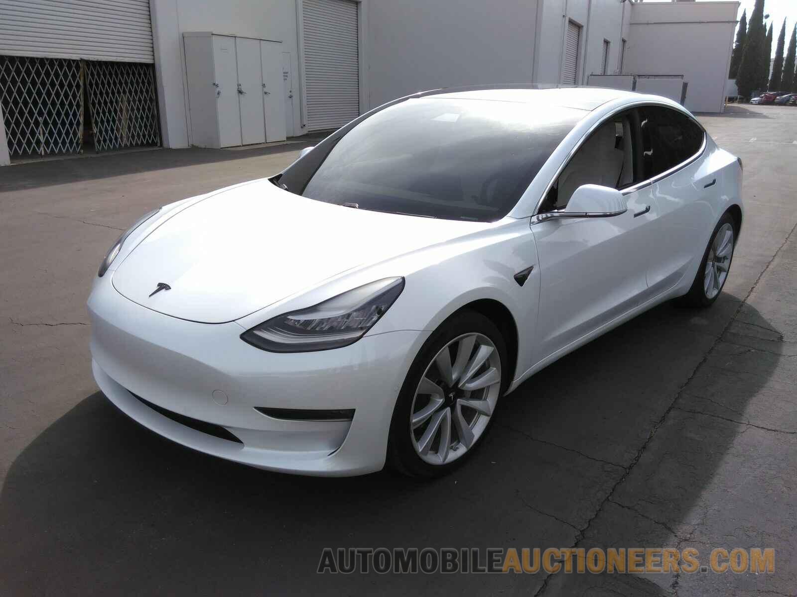 5YJ3E1EB1KF513387 Tesla Model 3 2019