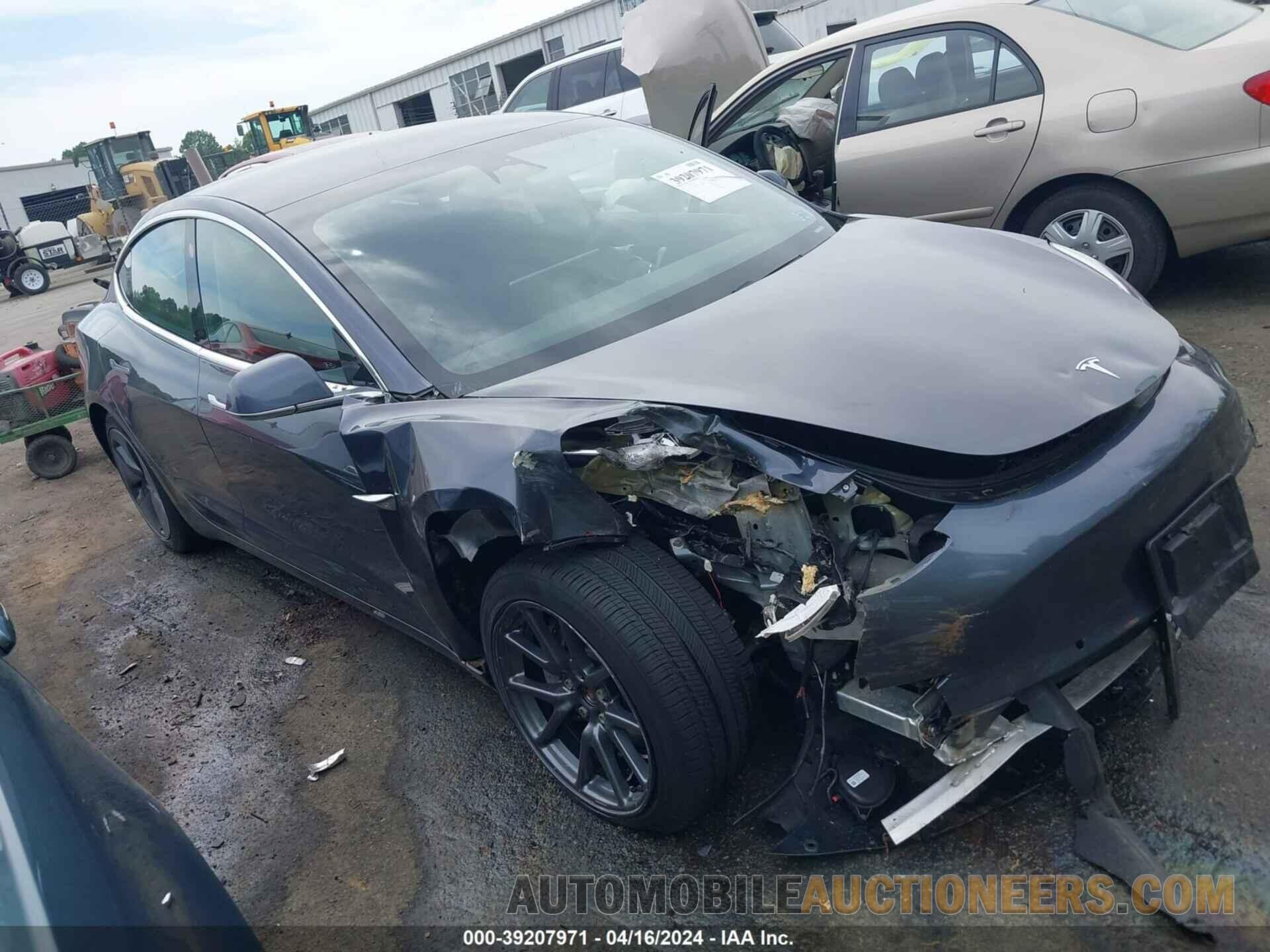 5YJ3E1EB1LF663596 TESLA MODEL 3 2020