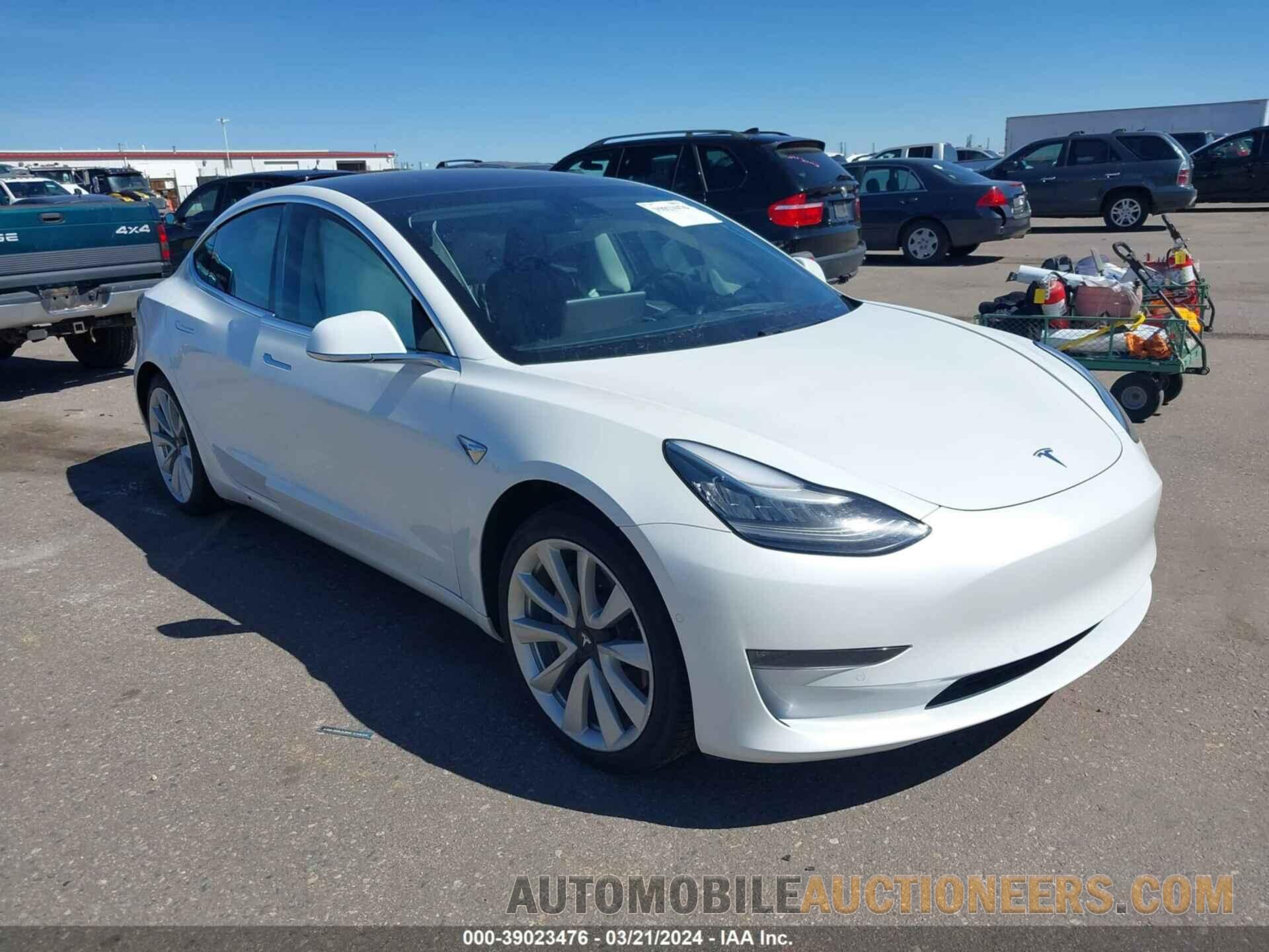 5YJ3E1EB1LF667714 TESLA MODEL 3 2020