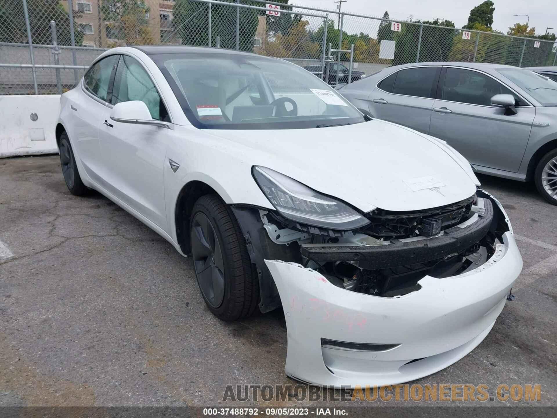 5YJ3E1EB1LF735915 TESLA MODEL 3 2020