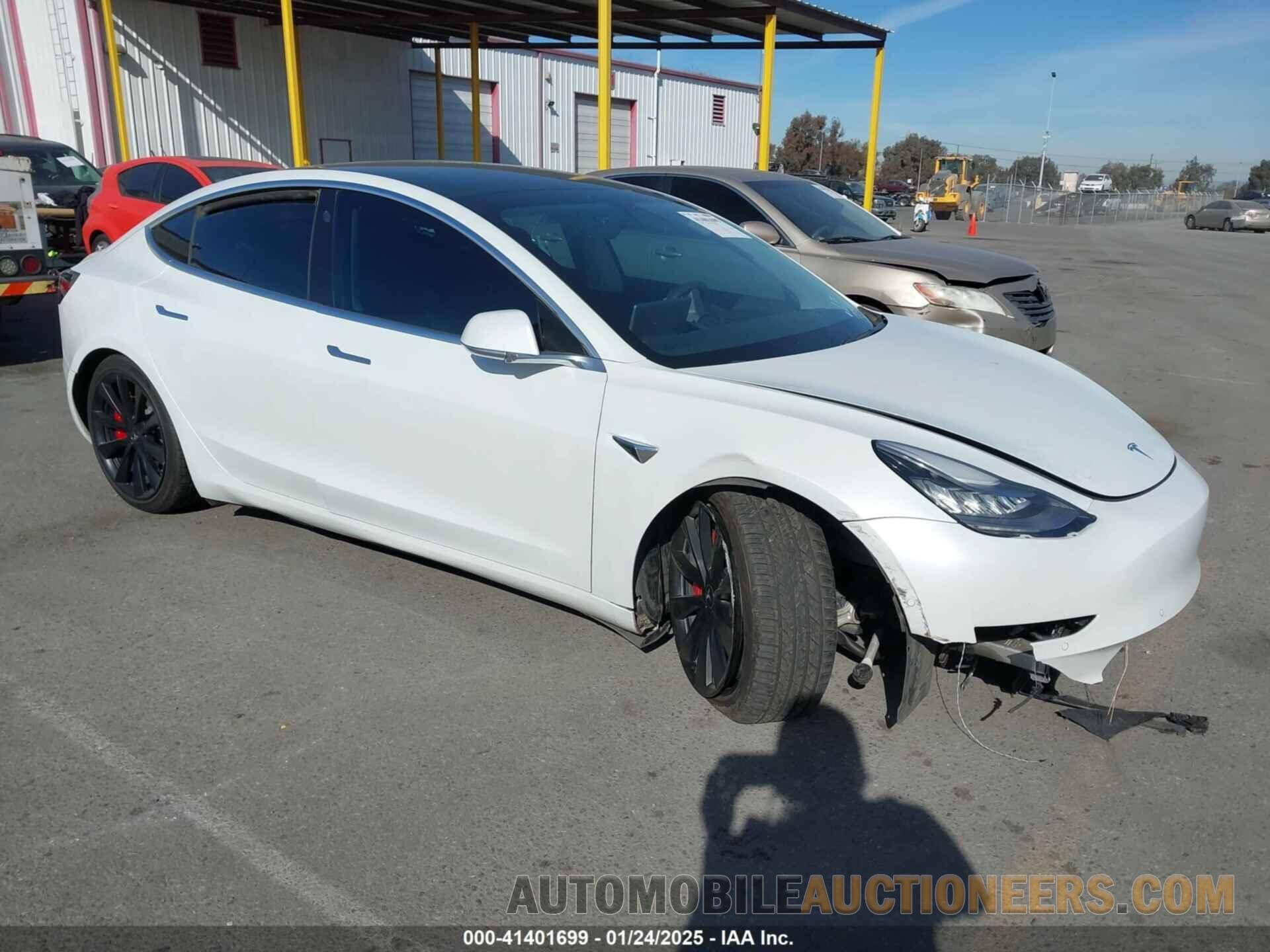 5YJ3E1EB1LF807258 TESLA MODEL 3 2020