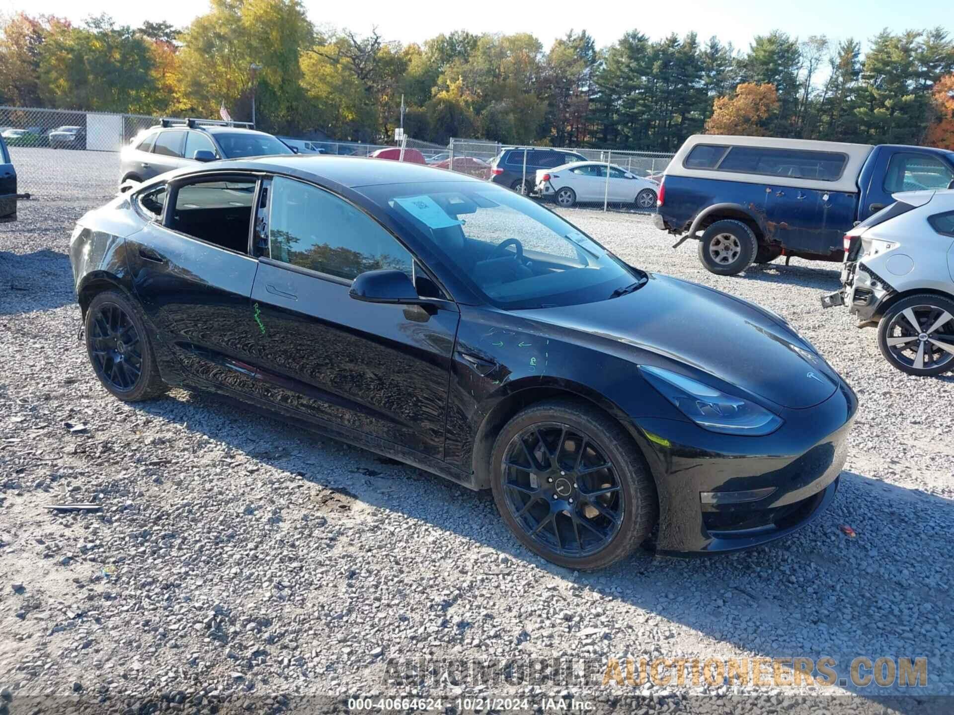 5YJ3E1EB1MF085484 TESLA MODEL 3 2021