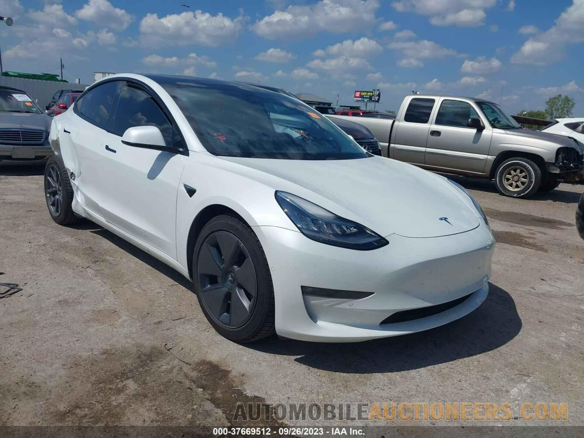 5YJ3E1EB1MF852993 TESLA MODEL 3 2021