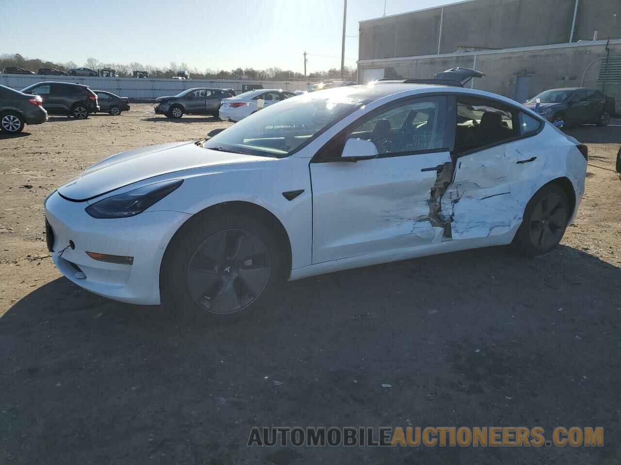 5YJ3E1EB1MF902145 TESLA MODEL 3 2021