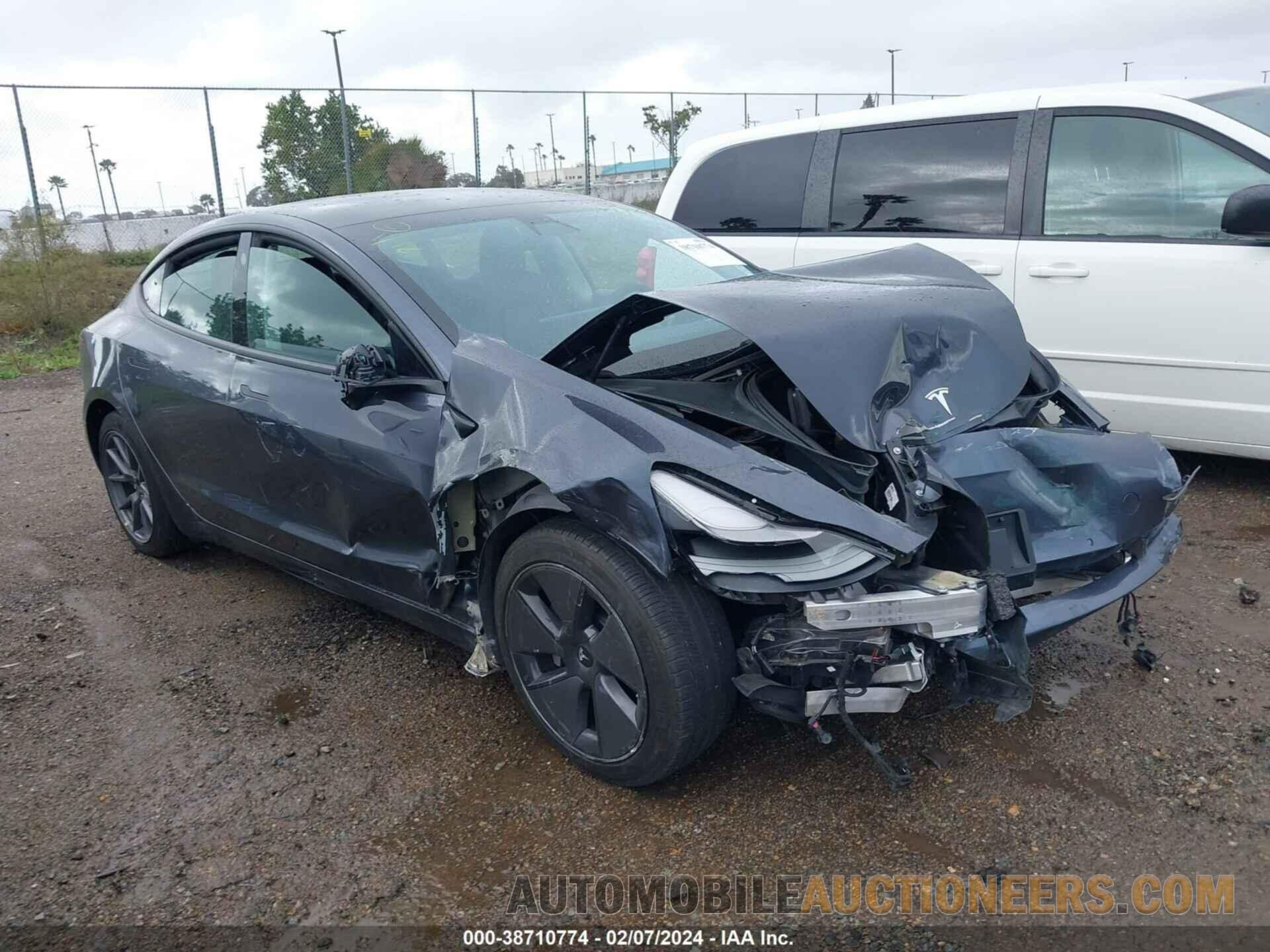 5YJ3E1EB1MF929040 TESLA MODEL 3 2021