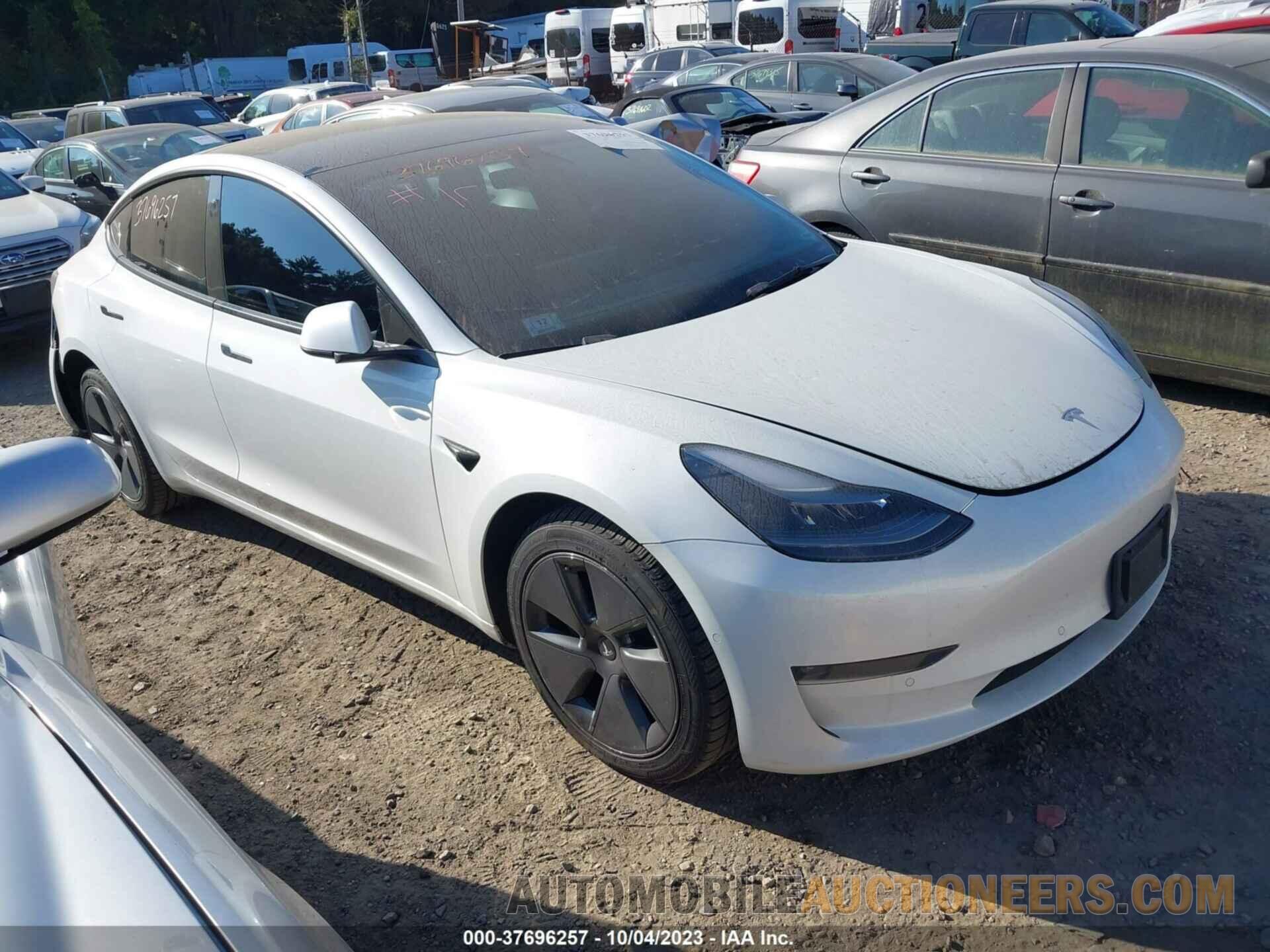 5YJ3E1EB1NF118369 TESLA MODEL 3 2022