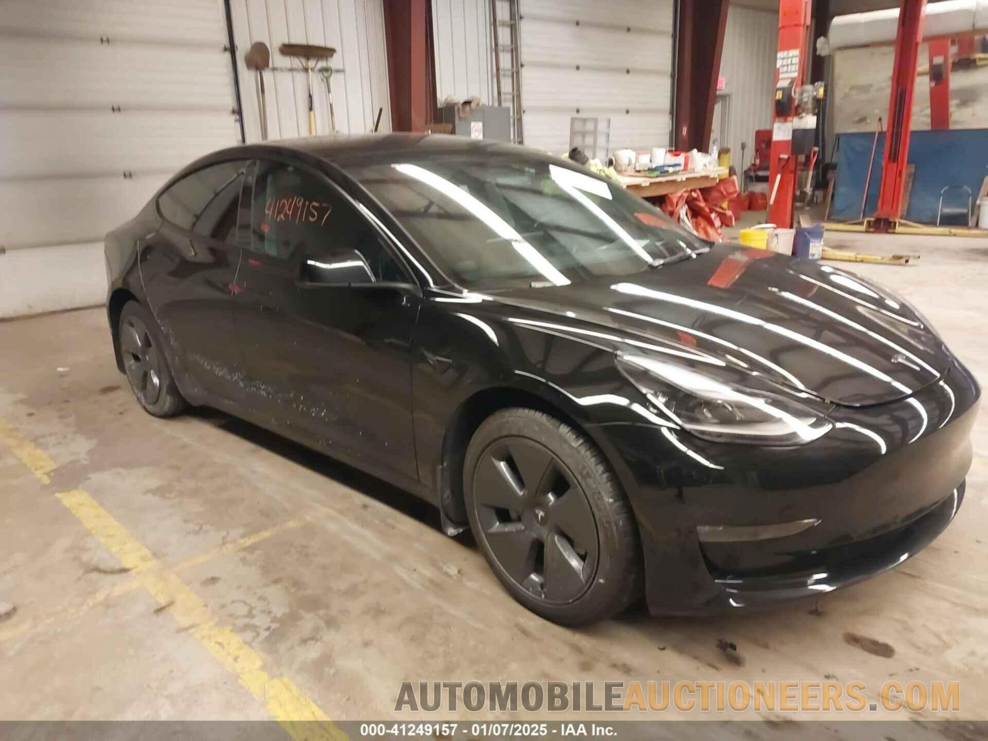 5YJ3E1EB1NF120493 TESLA MODEL 3 2022