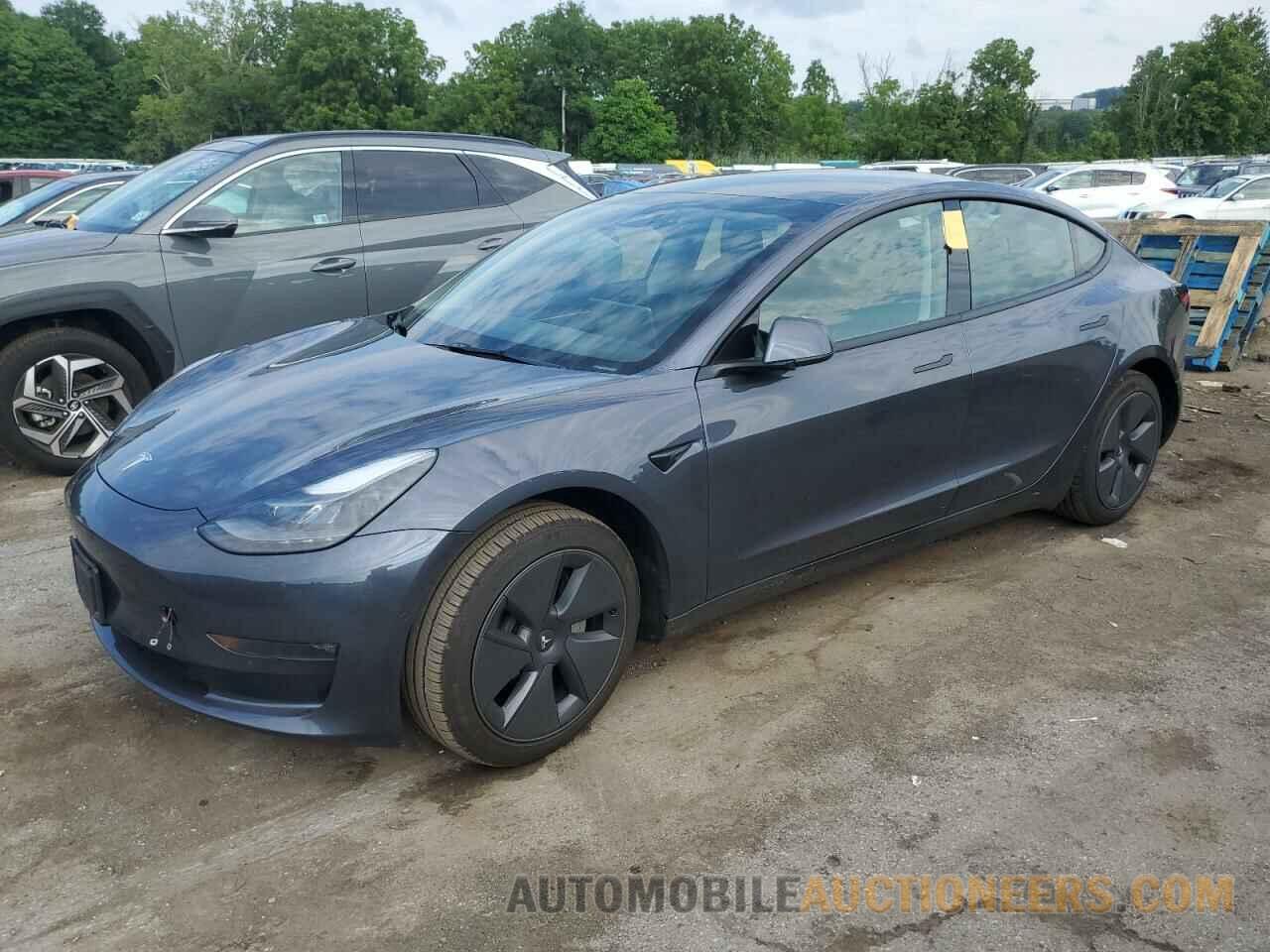 5YJ3E1EB1NF122406 TESLA MODEL 3 2022