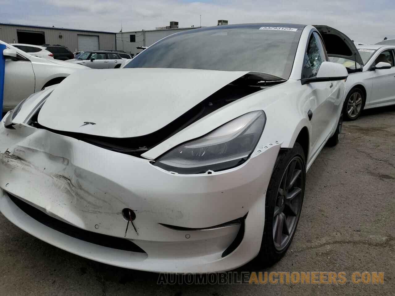 5YJ3E1EB1NF133020 TESLA MODEL 3 2022