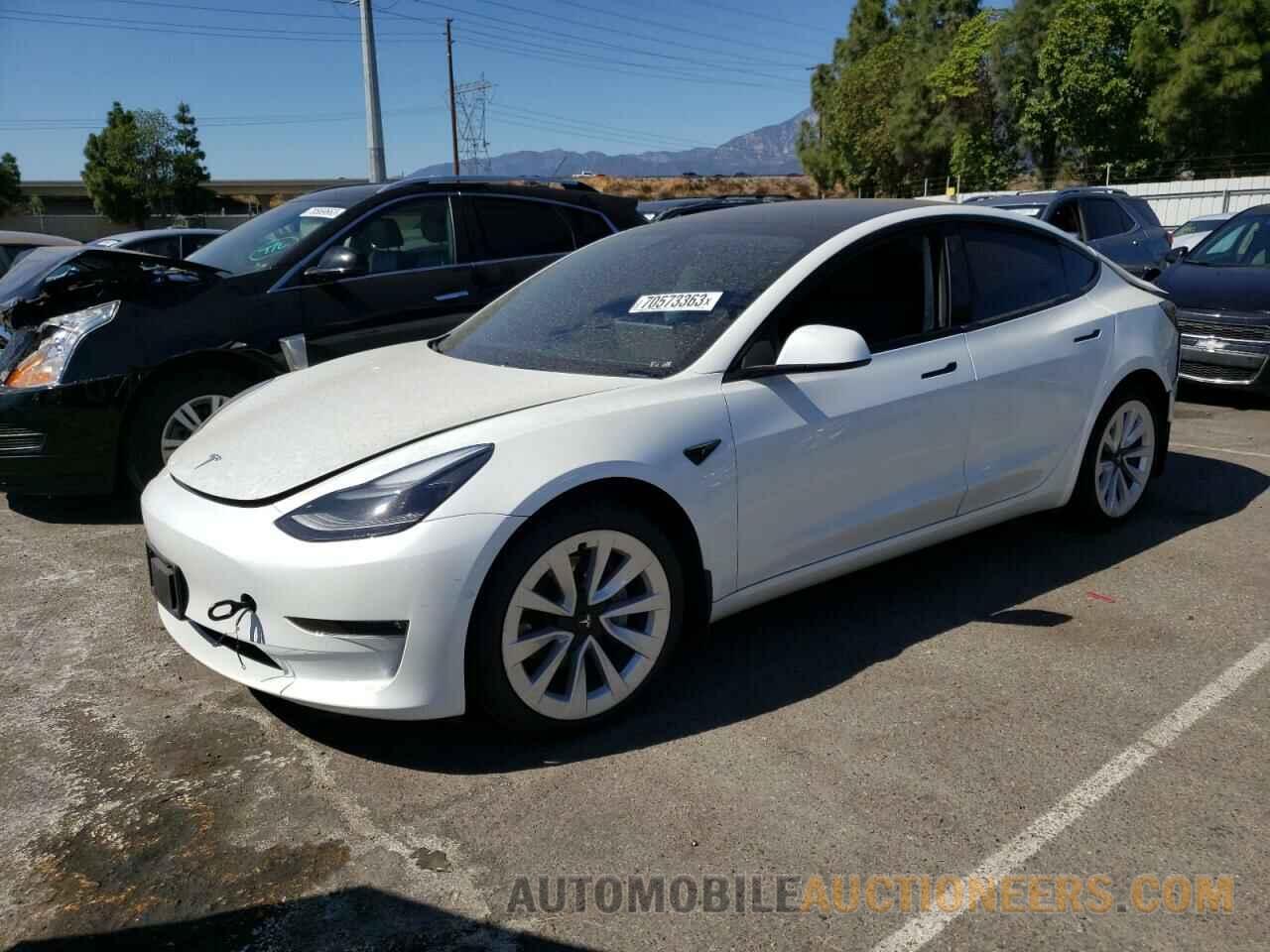 5YJ3E1EB1NF137584 TESLA MODEL 3 2022