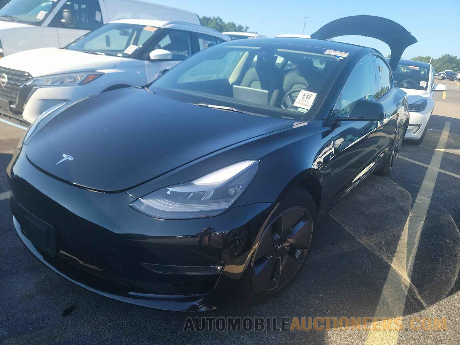 5YJ3E1EB1NF160511 Tesla Model 3 2022