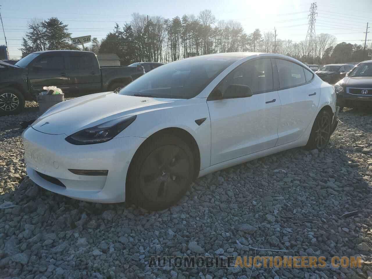 5YJ3E1EB1NF183044 TESLA MODEL 3 2022