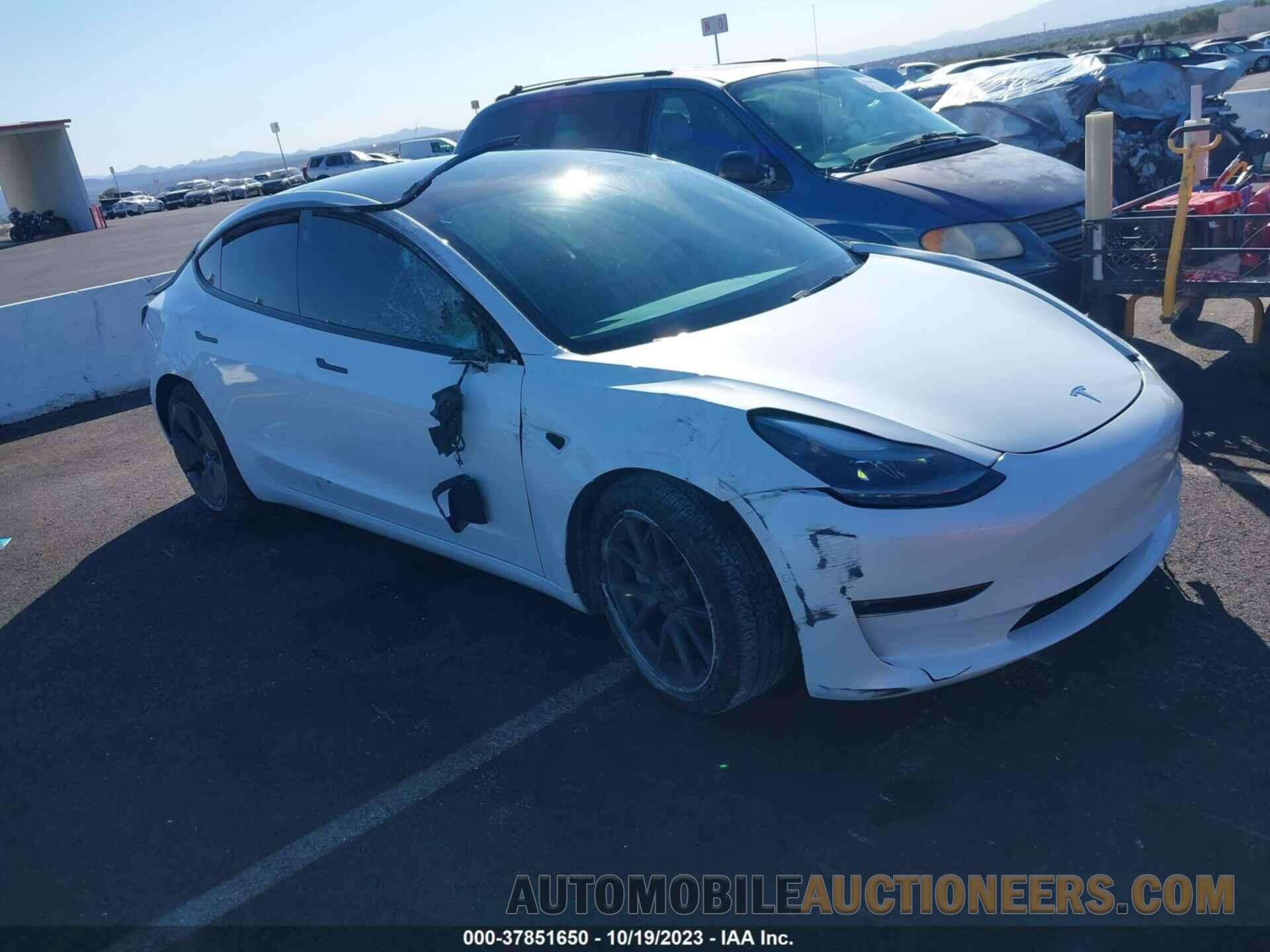 5YJ3E1EB1NF211151 TESLA MODEL 3 2022