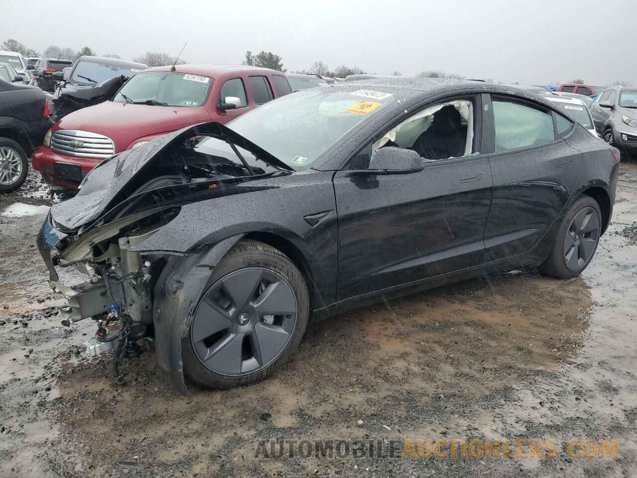 5YJ3E1EB1NF235417 TESLA MODEL 3 2022