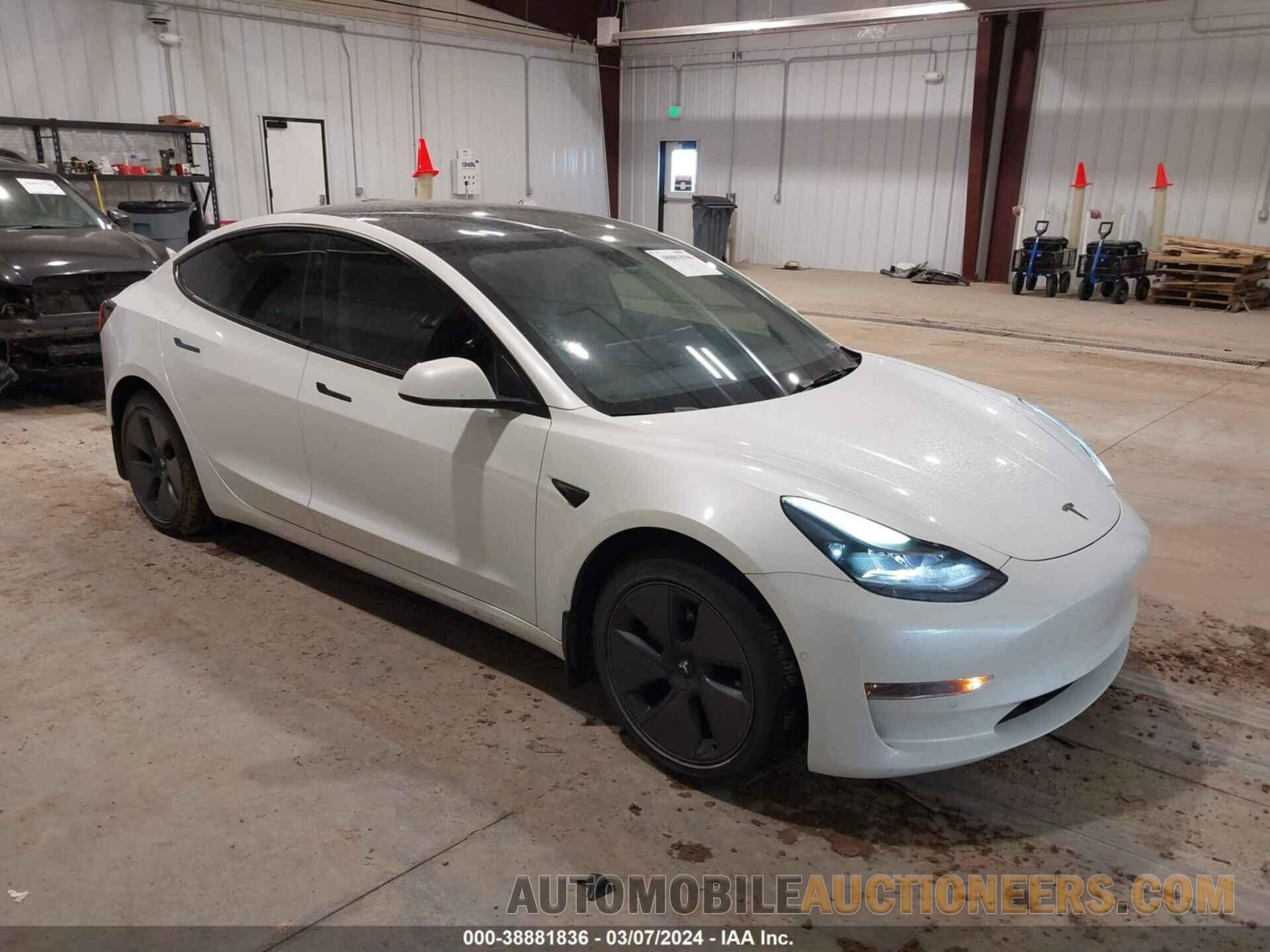 5YJ3E1EB1NF272662 TESLA MODEL 3 2022