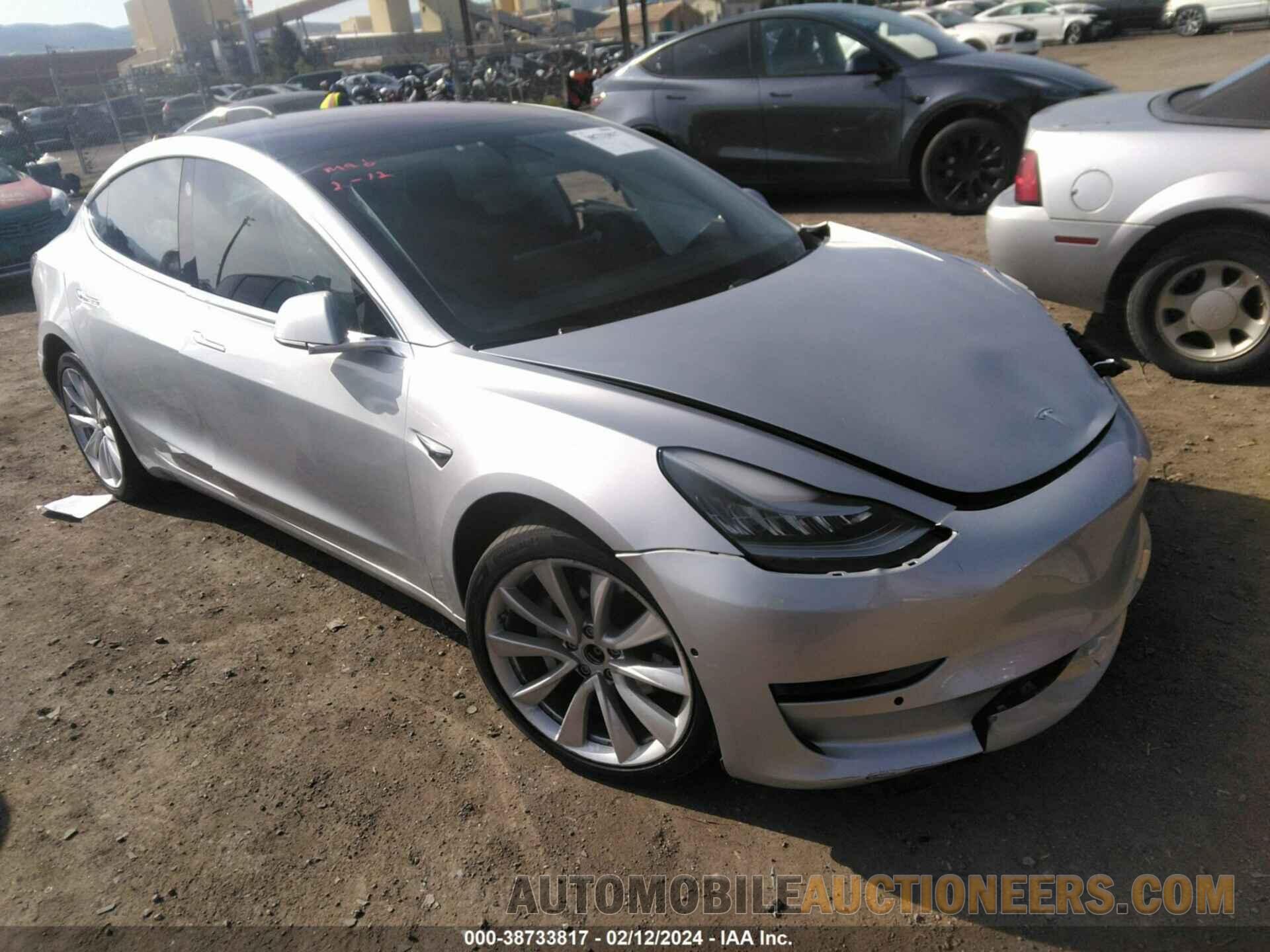 5YJ3E1EB2JF069290 TESLA MODEL 3 2018