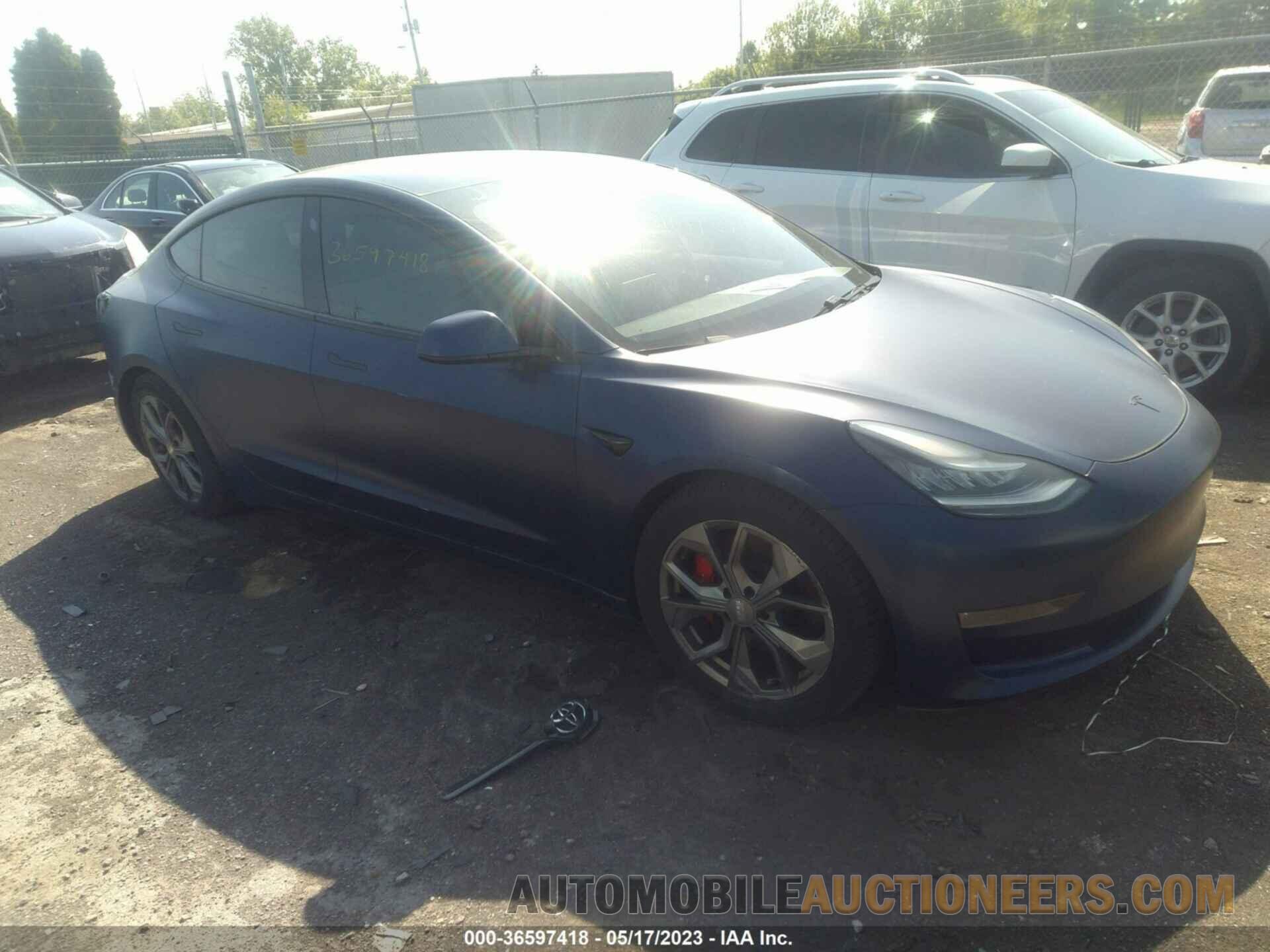 5YJ3E1EB2JF080936 TESLA MODEL 3 2018