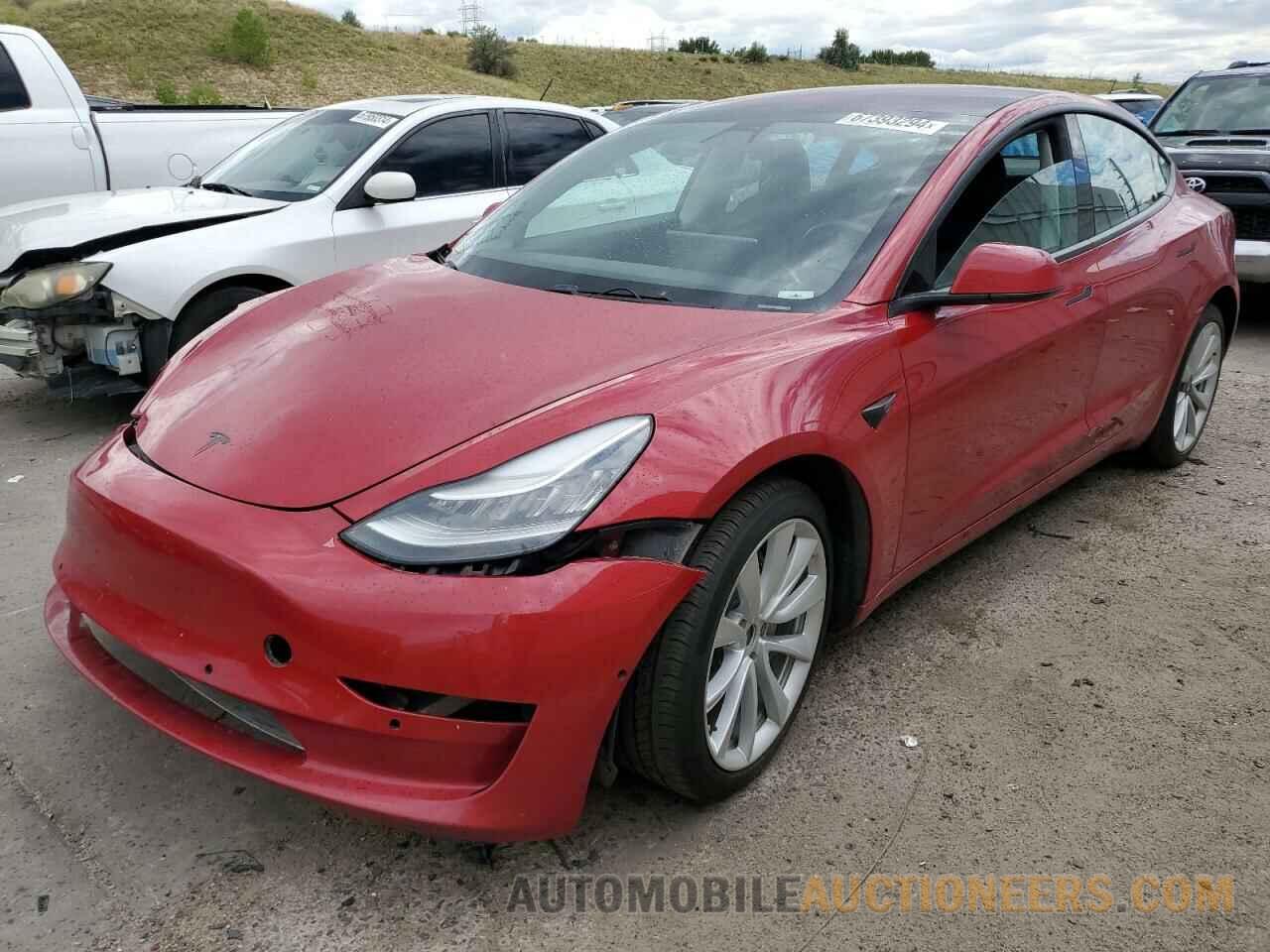 5YJ3E1EB2JF087725 TESLA MODEL 3 2018