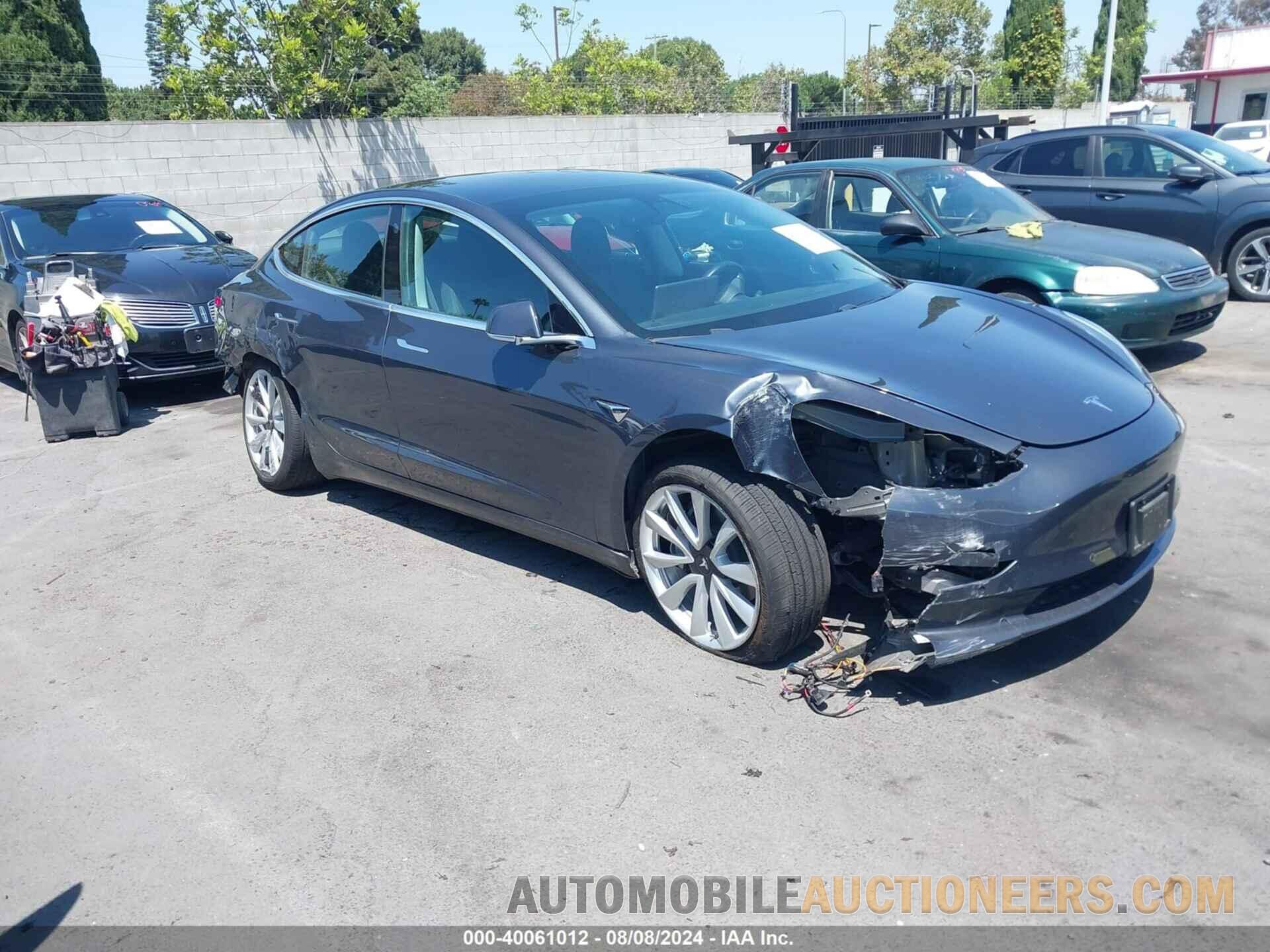 5YJ3E1EB2JF090821 TESLA MODEL 3 2018