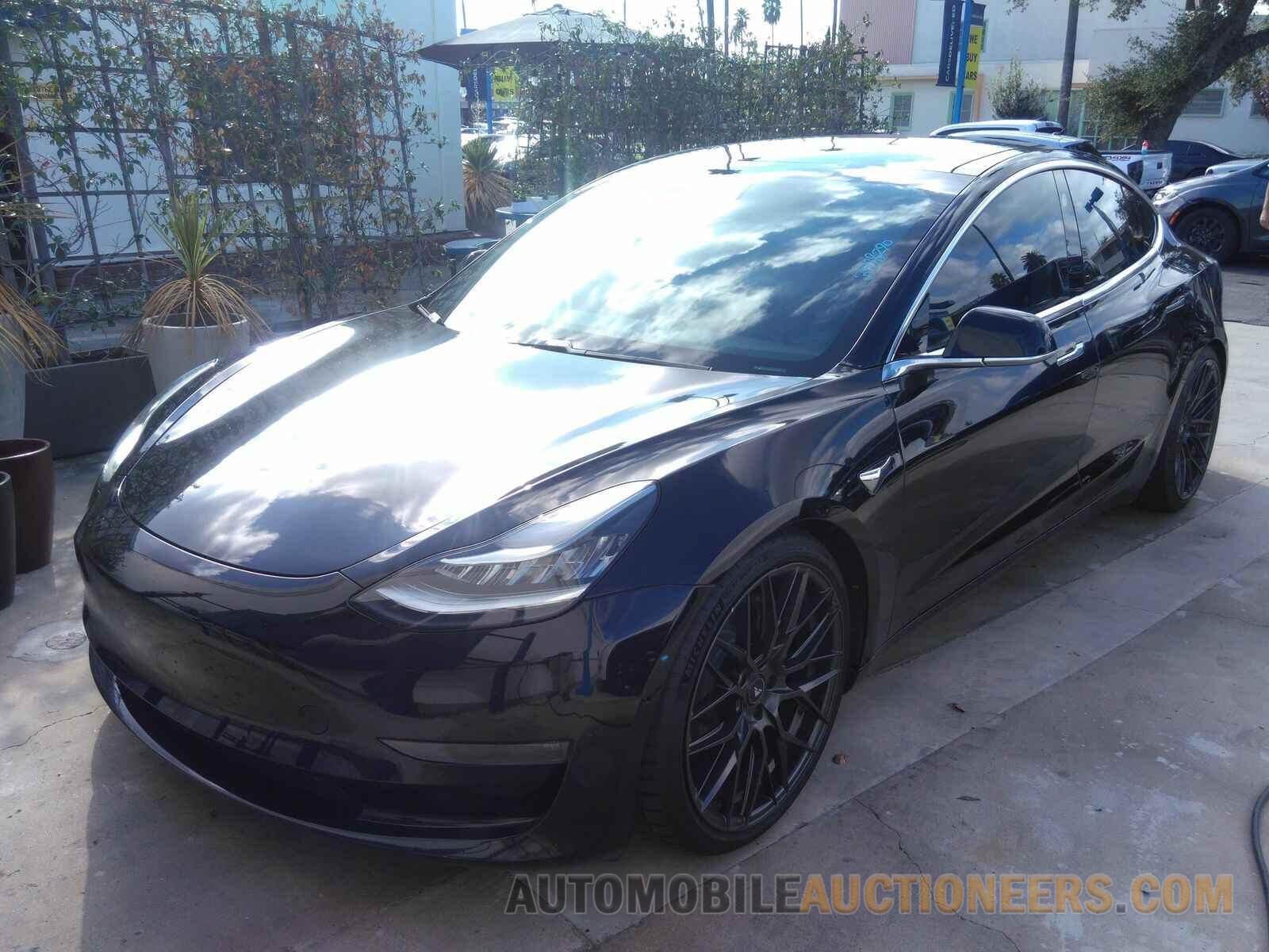 5YJ3E1EB2JF103177 Tesla Model 3 2018