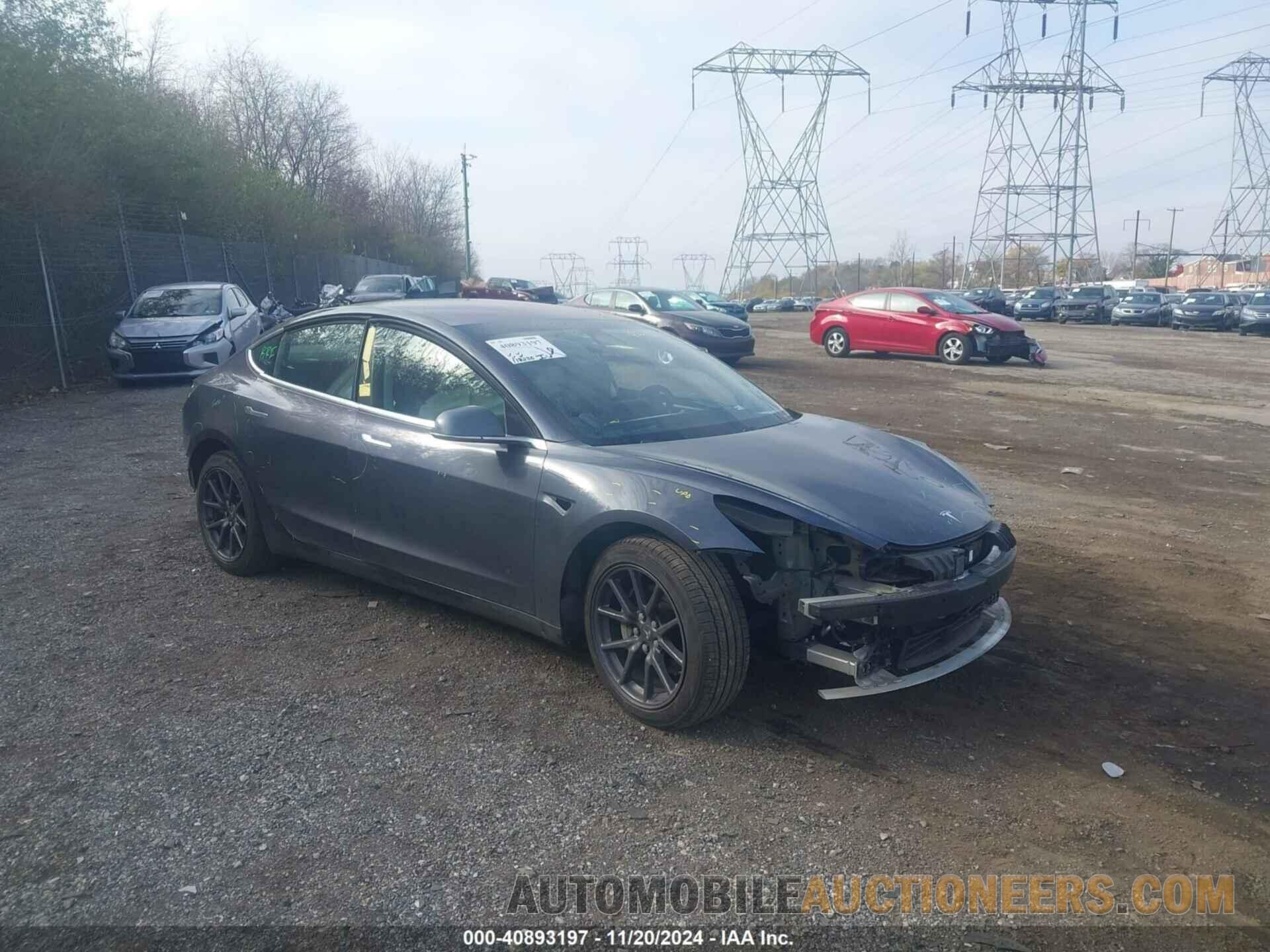 5YJ3E1EB2JF103695 TESLA MODEL 3 2018