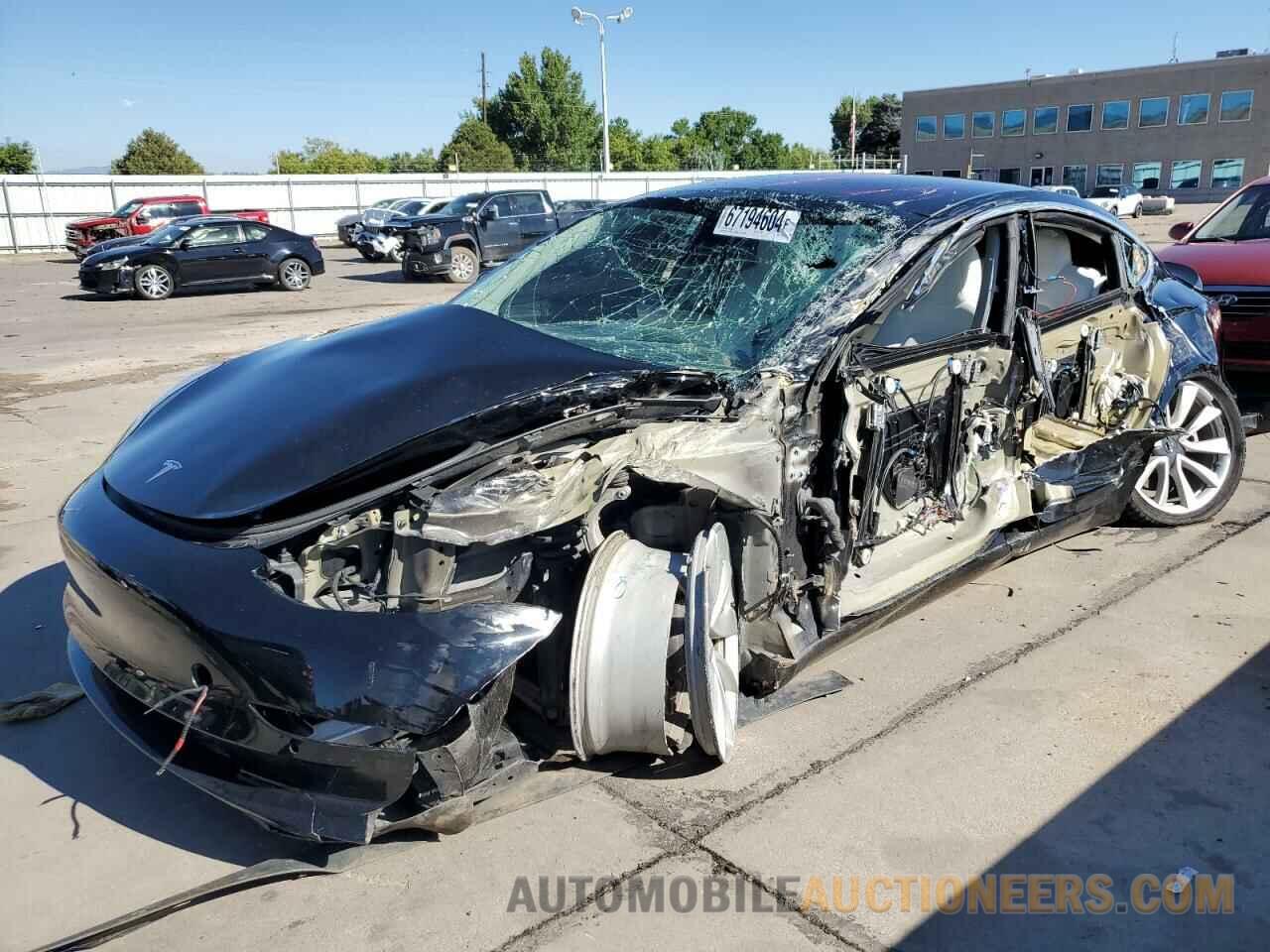 5YJ3E1EB2JF113031 TESLA MODEL 3 2018