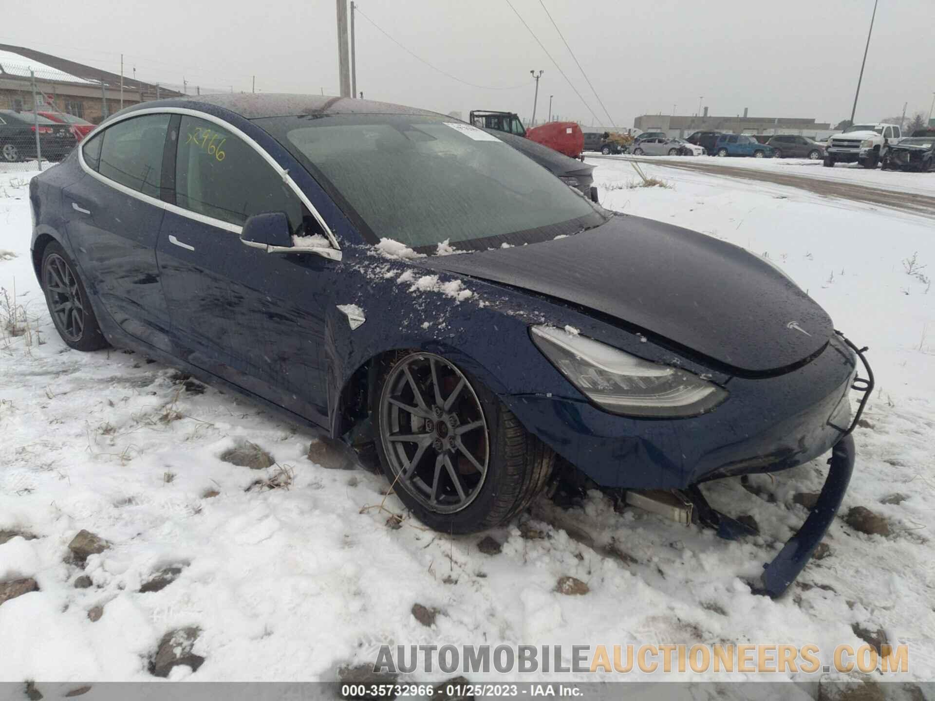 5YJ3E1EB2JF115085 TESLA MODEL 3 2018