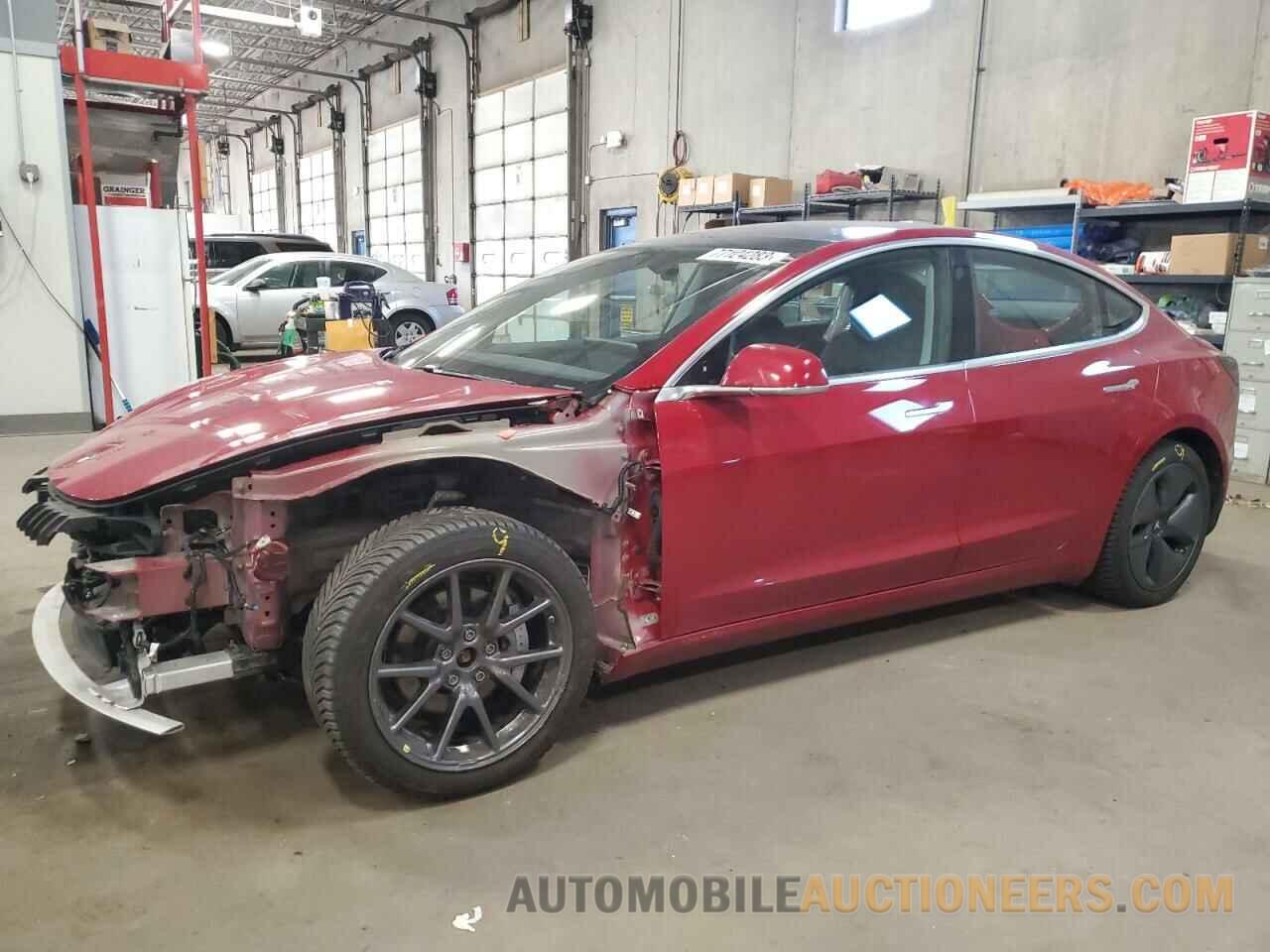 5YJ3E1EB2JF133666 TESLA MODEL 3 2018