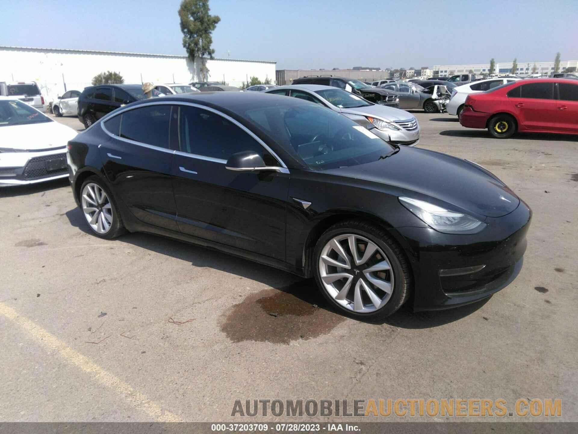 5YJ3E1EB2JF145249 TESLA MODEL 3 2018