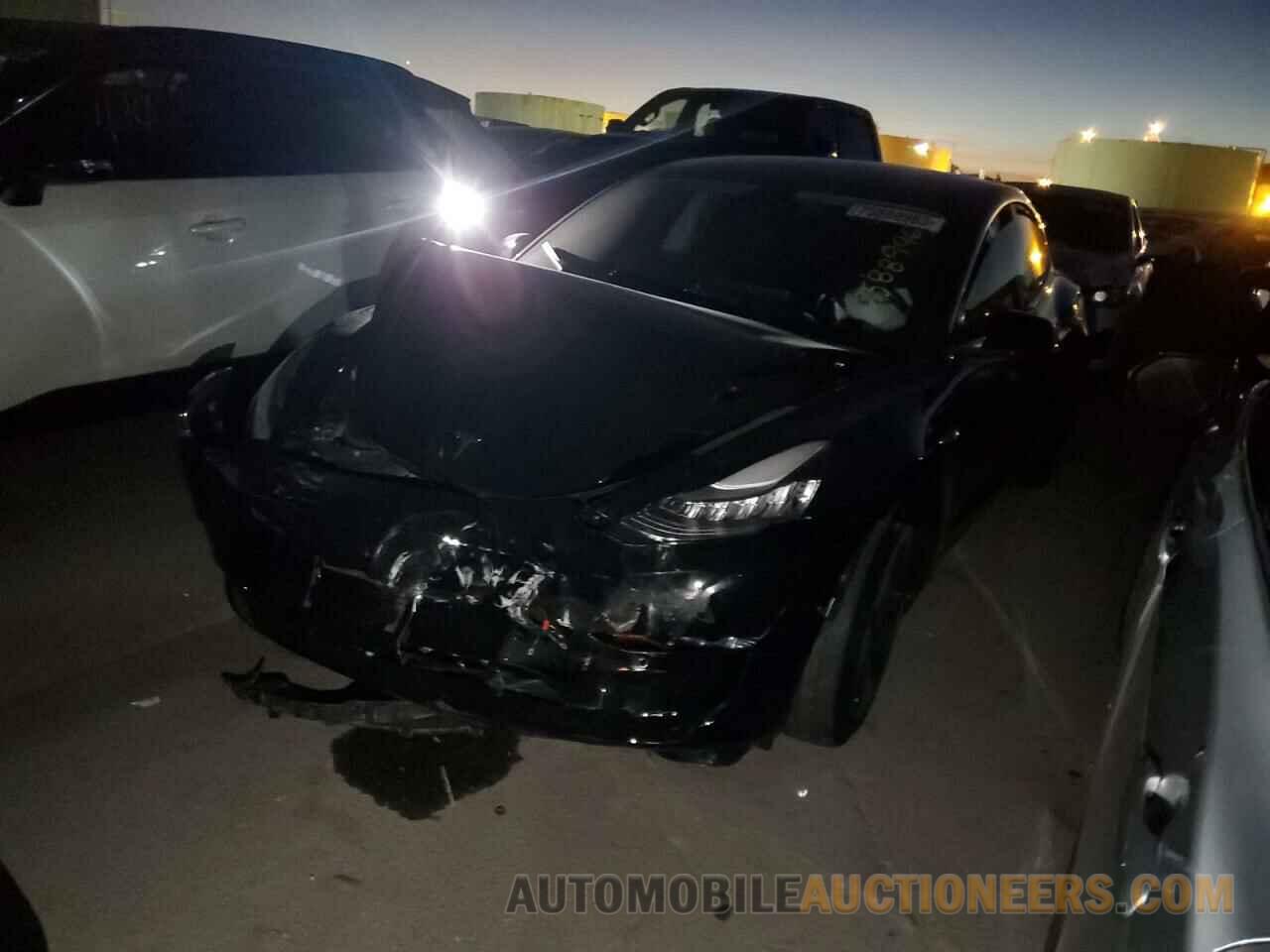 5YJ3E1EB2JF178834 TESLA MODEL 3 2018