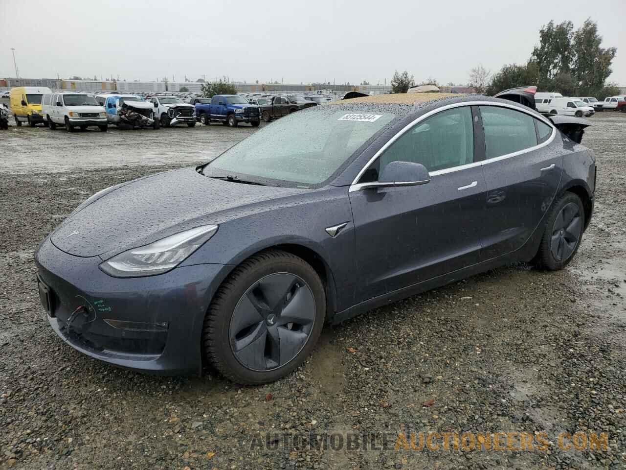 5YJ3E1EB2JF181345 TESLA MODEL 3 2018