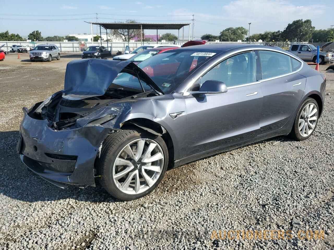 5YJ3E1EB2JF185010 TESLA MODEL 3 2018