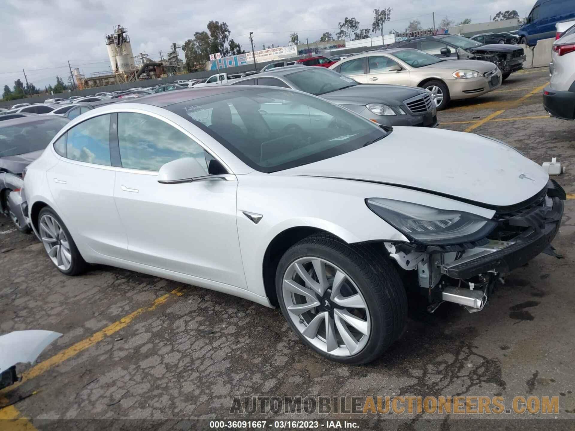 5YJ3E1EB2JF185685 TESLA MODEL 3 2018