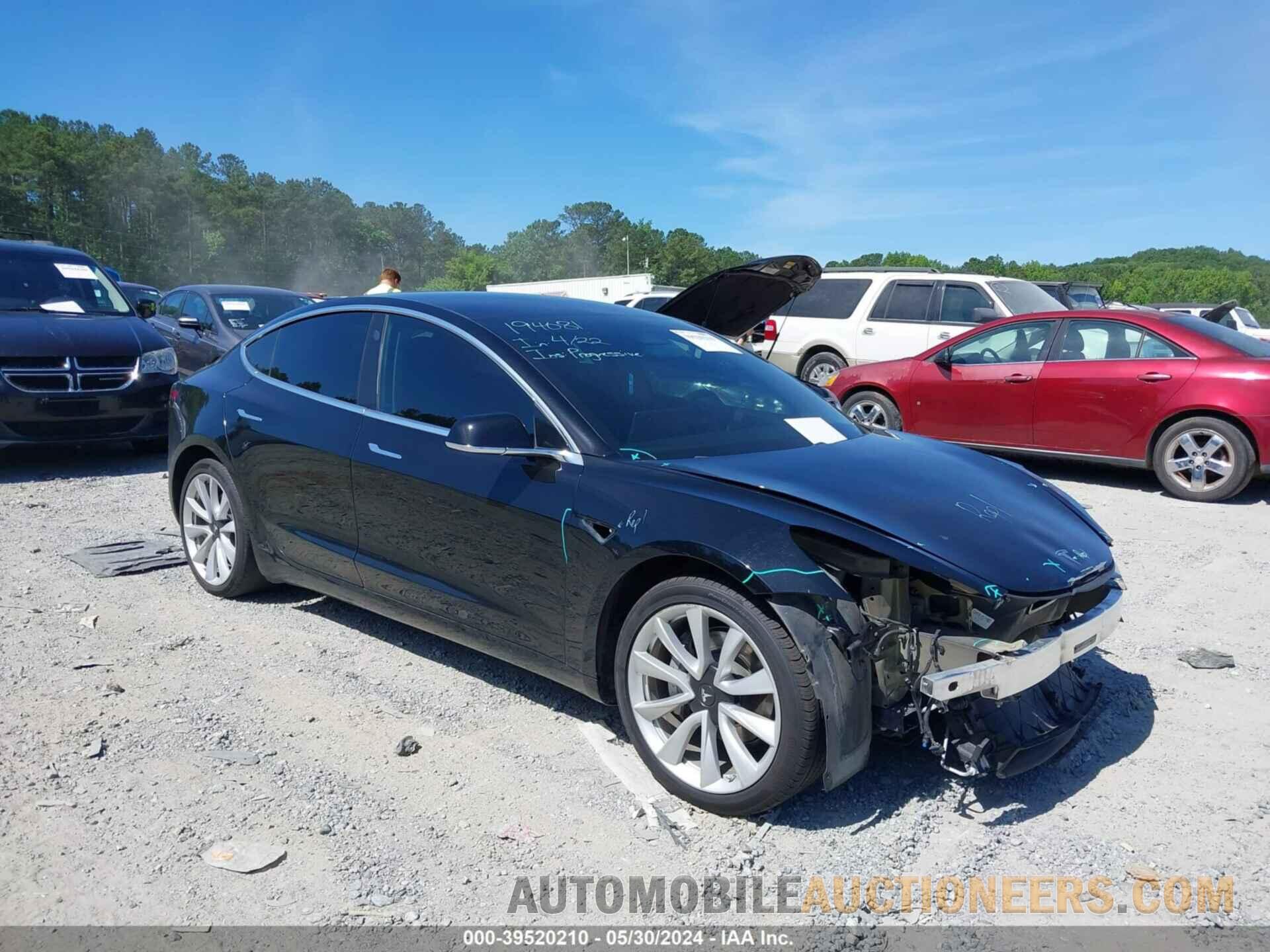 5YJ3E1EB2KF194081 TESLA MODEL 3 2019