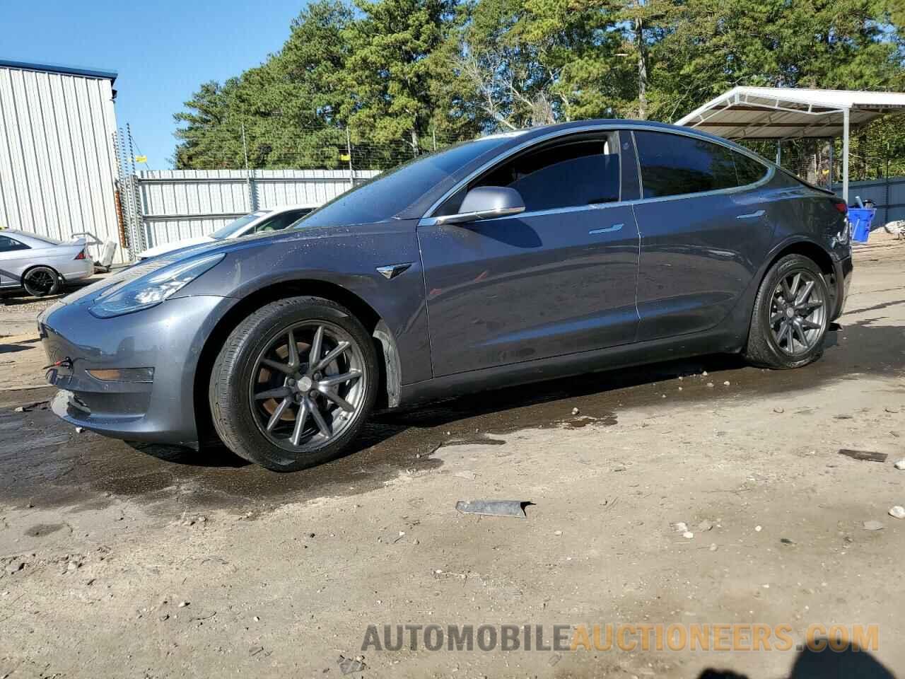 5YJ3E1EB2KF205418 TESLA MODEL 3 2019