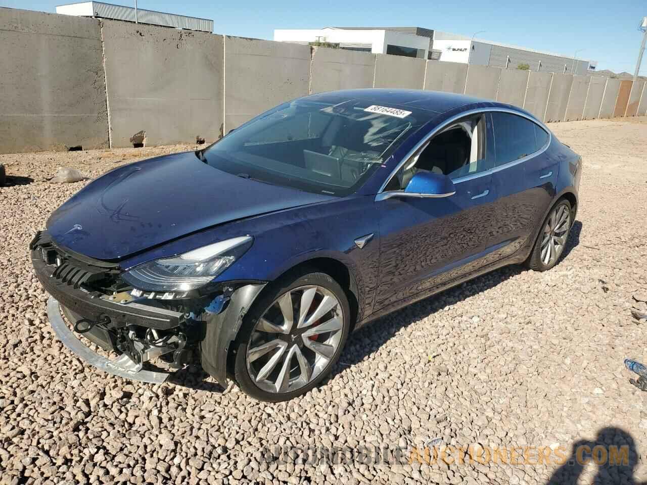 5YJ3E1EB2KF231386 TESLA MODEL 3 2019