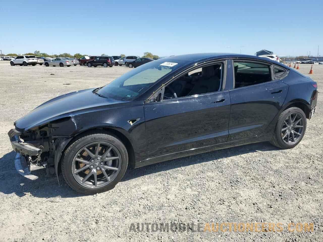 5YJ3E1EB2KF384382 TESLA MODEL 3 2019