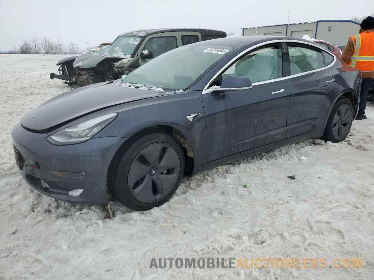 5YJ3E1EB2KF390831 TESLA MODEL 3 2019