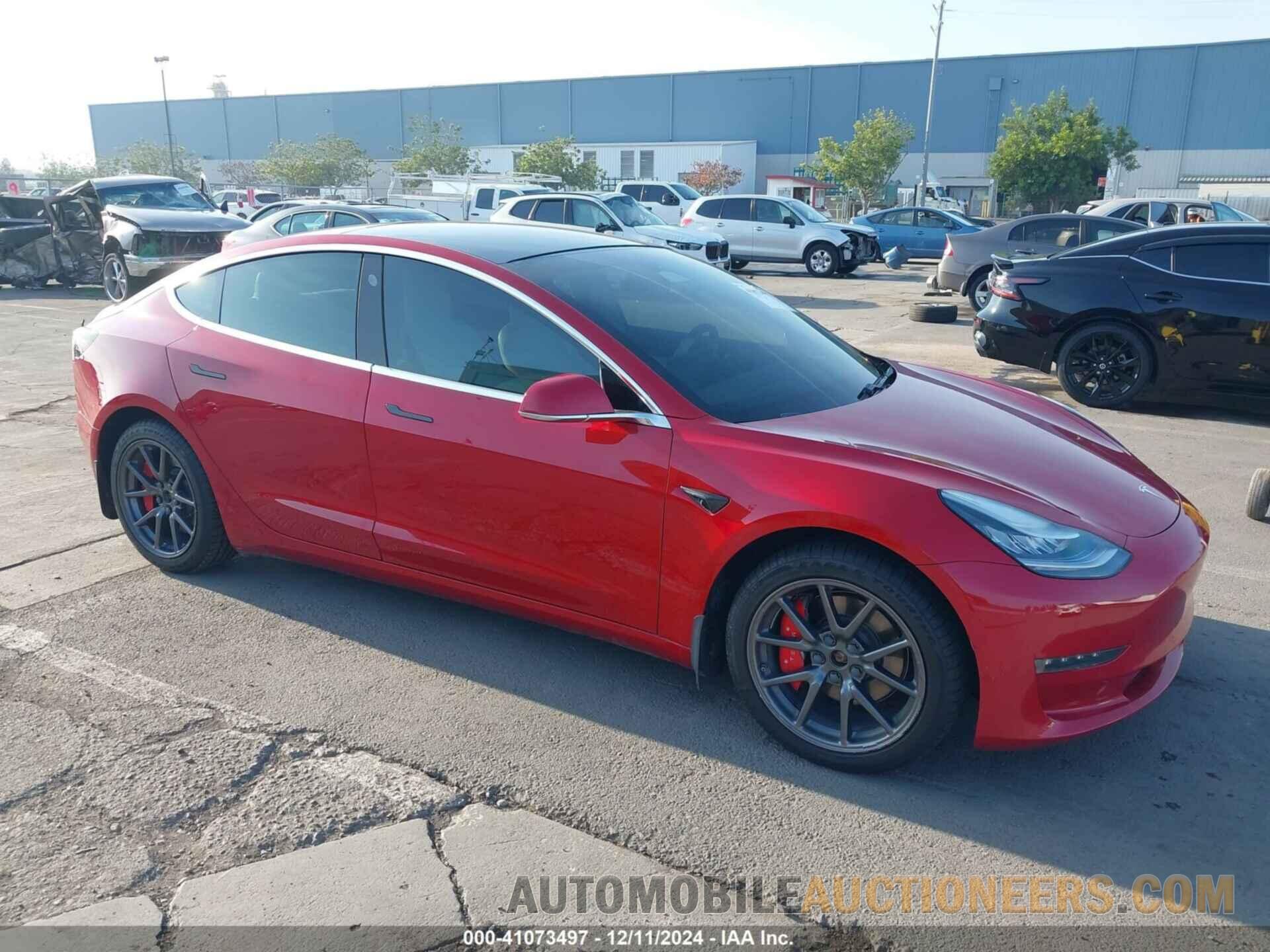 5YJ3E1EB2KF390862 TESLA MODEL 3 2019