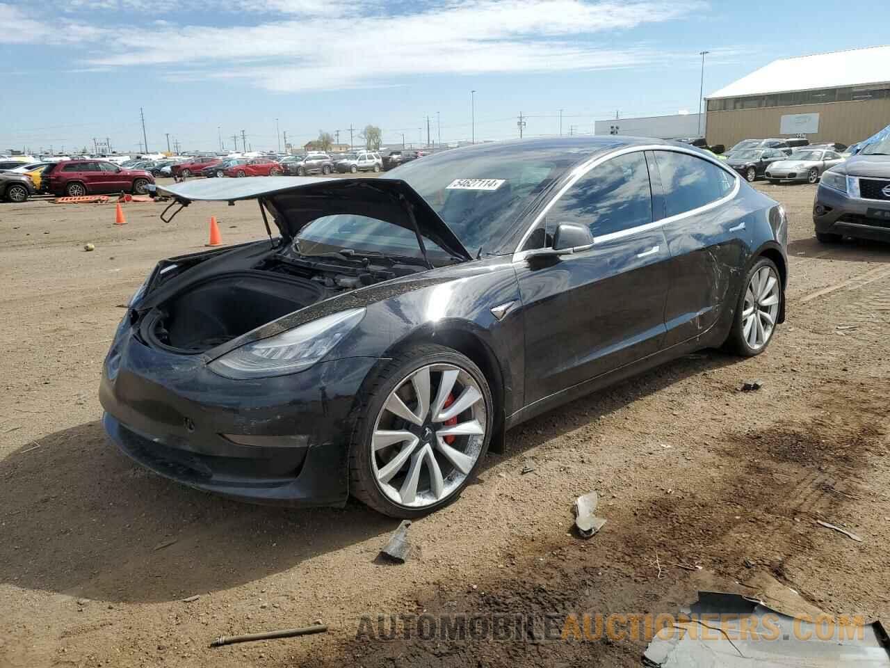 5YJ3E1EB2KF392711 TESLA MODEL 3 2019