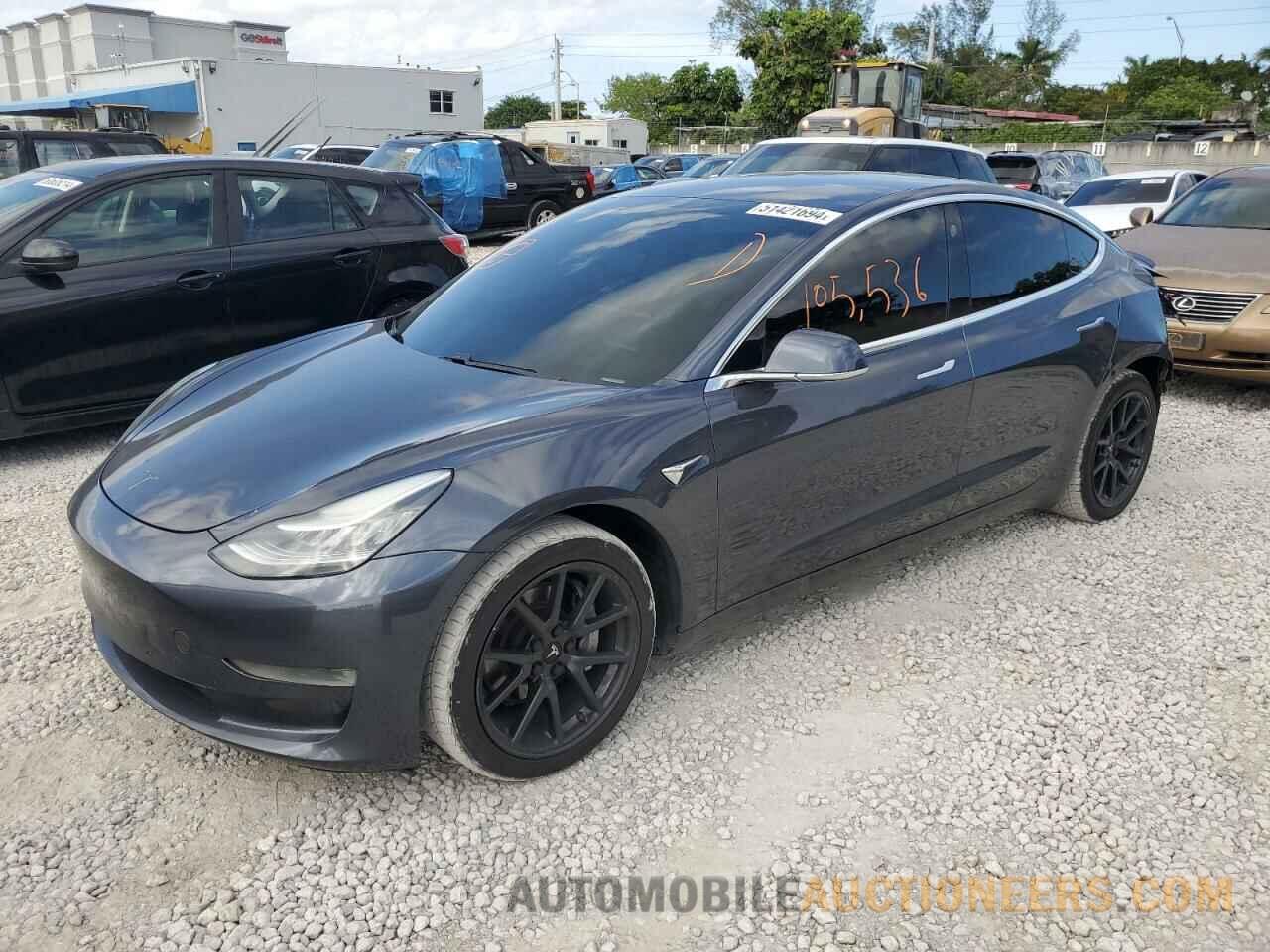 5YJ3E1EB2KF393860 TESLA MODEL 3 2019