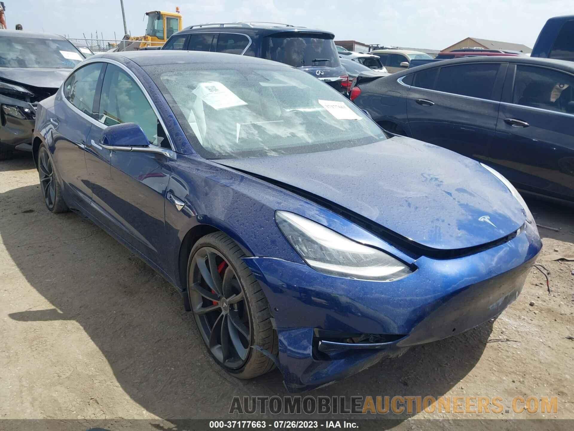 5YJ3E1EB2KF415338 TESLA MODEL 3 2019